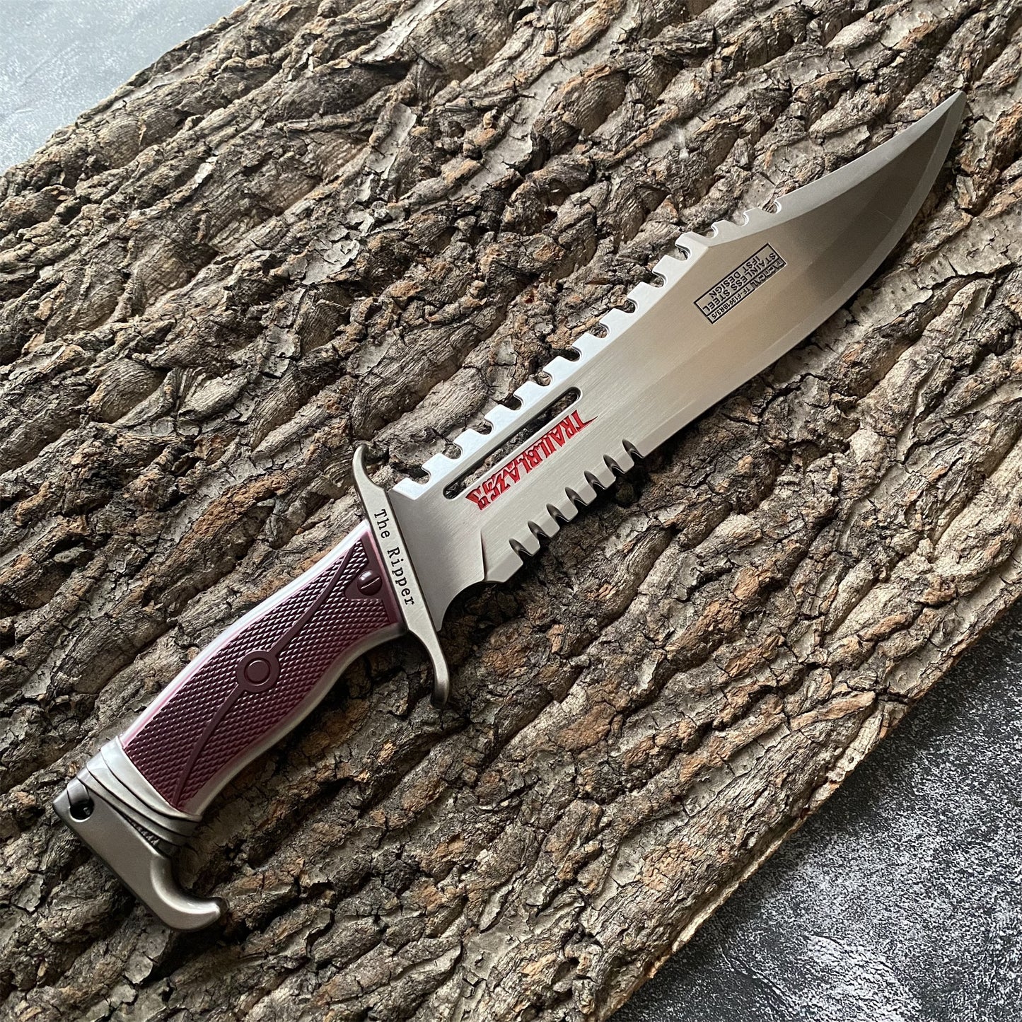 Pathfinder's Cleaver Dagger Metal Replica