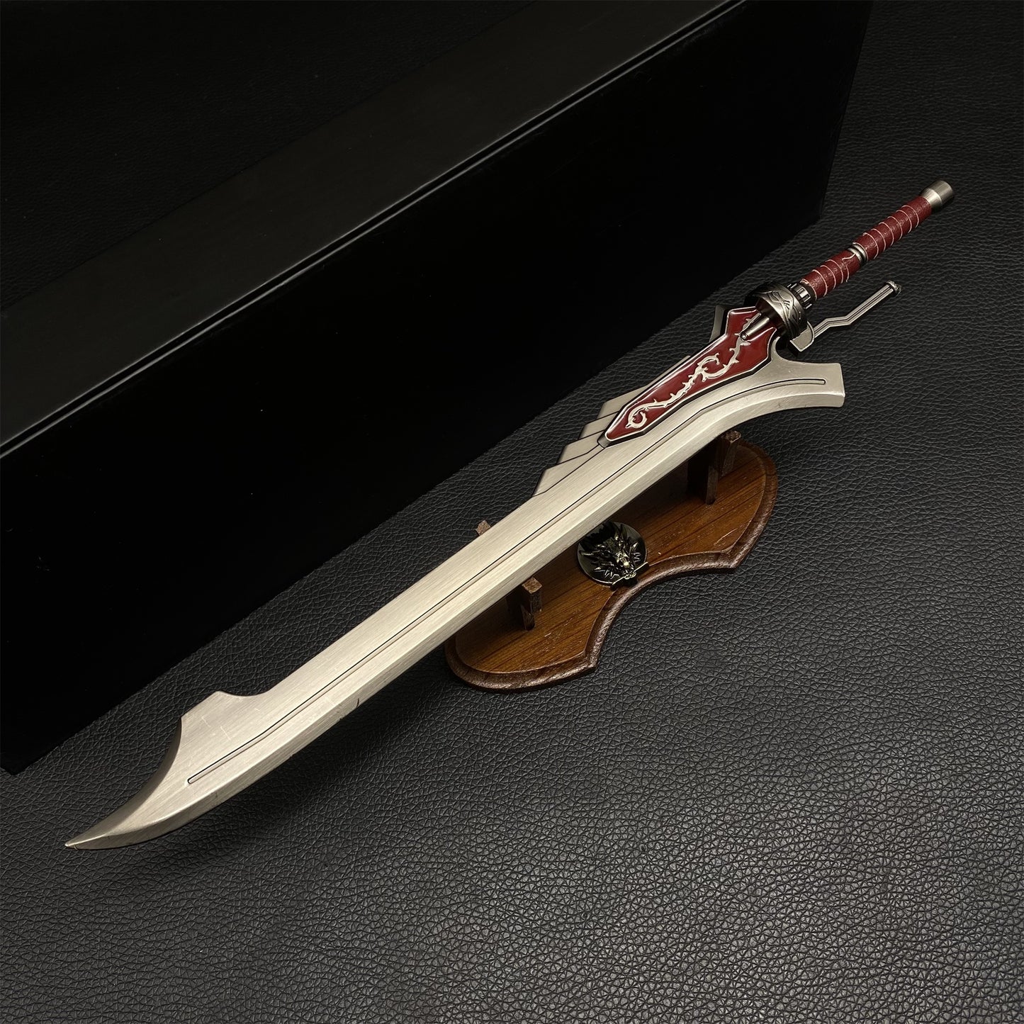 Red Queen Sword 1/3 Scale Metal Replica
