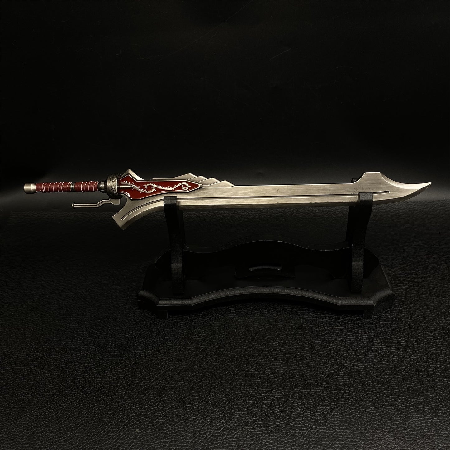 Red Queen Sword 1/3 Scale Metal Replica
