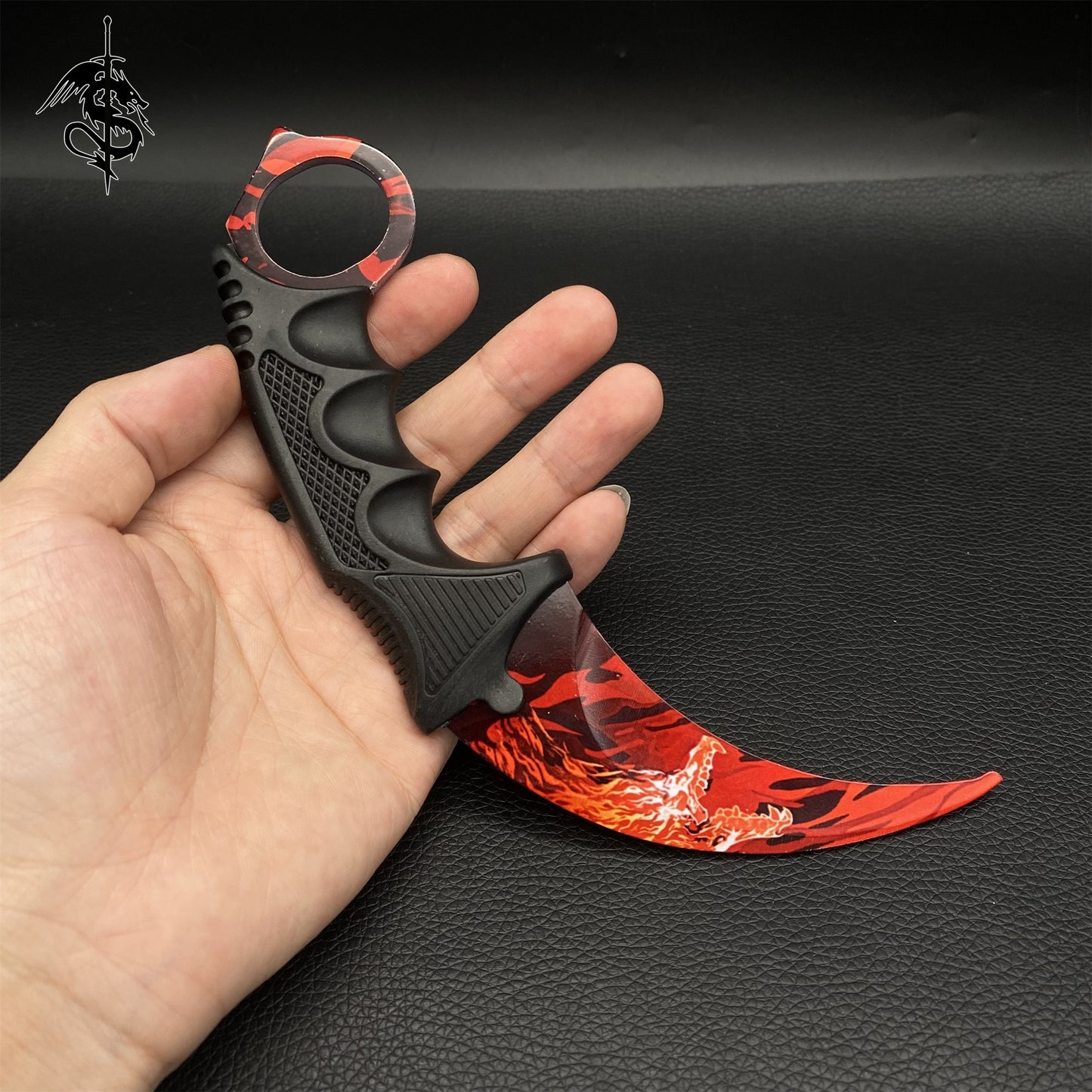 Roar Skin Balisong & Stickers & 4 Keychains &Random 1 AK With Gift Case