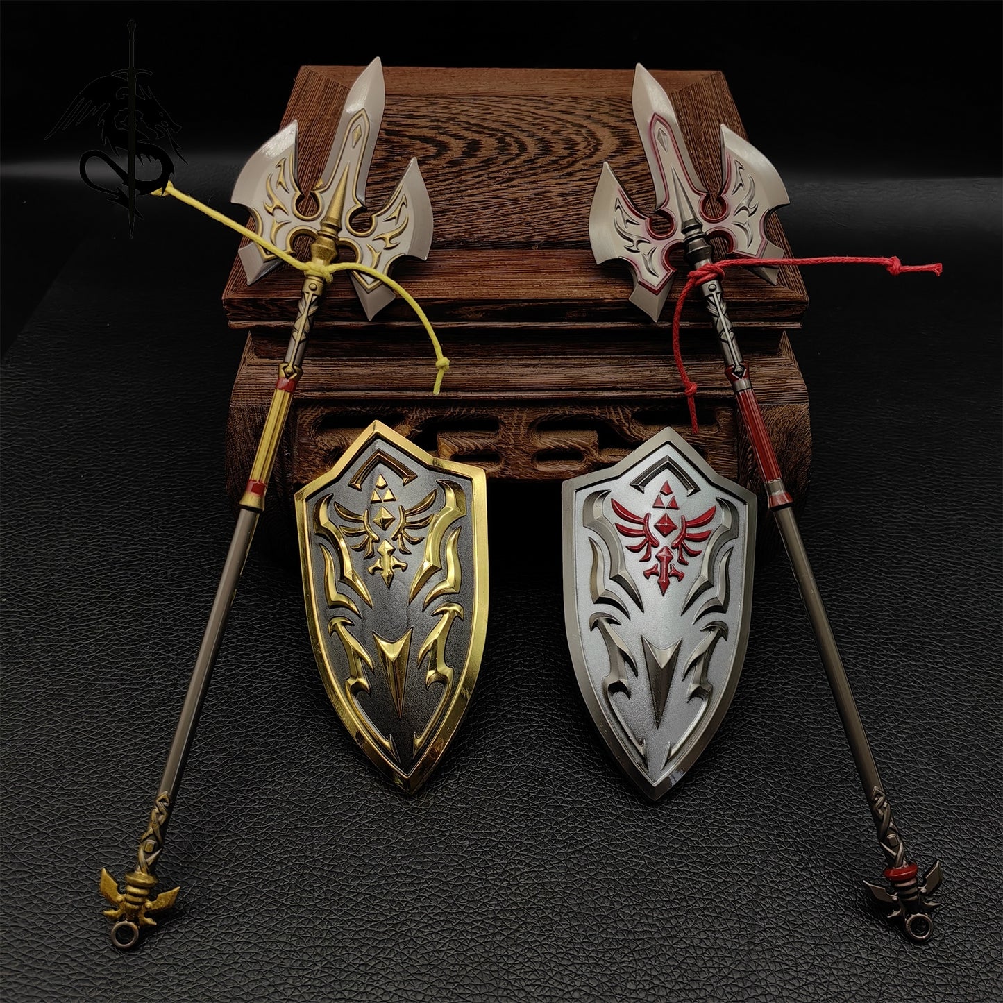 Link Royal Family Weapons 4 In 1 Gift Box