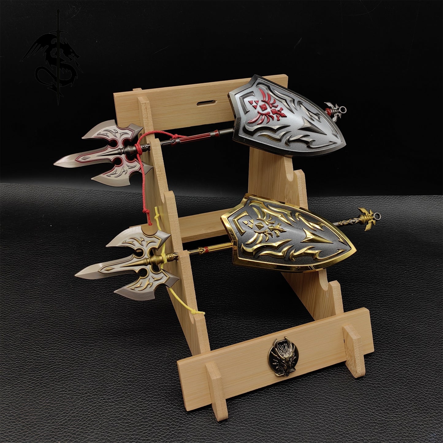 Link Royal Family Weapons 4 In 1 Gift Box