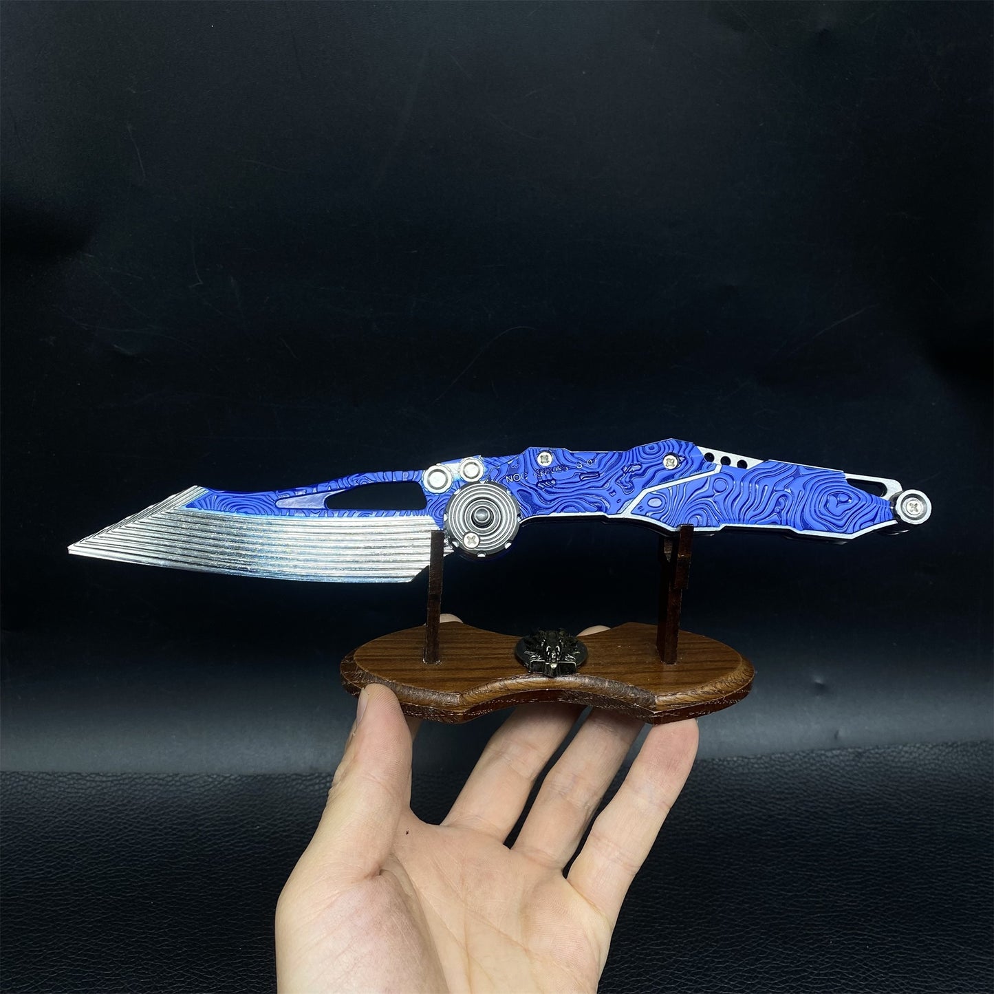 Hot Game S07 Folding Knife Metal Mini Replica