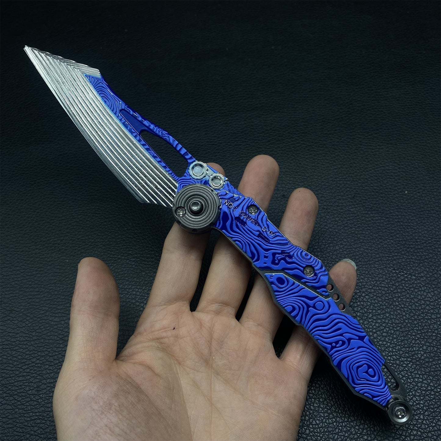 Hot Game S07 Folding Knife Metal Mini Replica