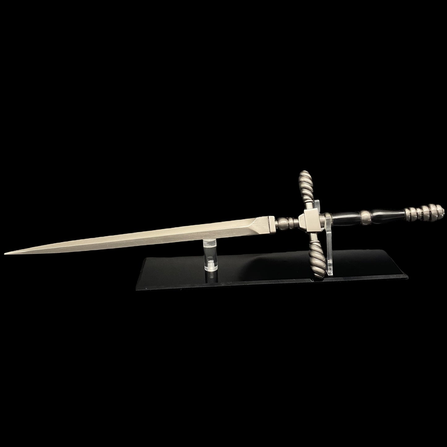 IRL 1:1 Scale Soul Game Classical Dagger Metal Craft Pre-order Ship At Oct 1st