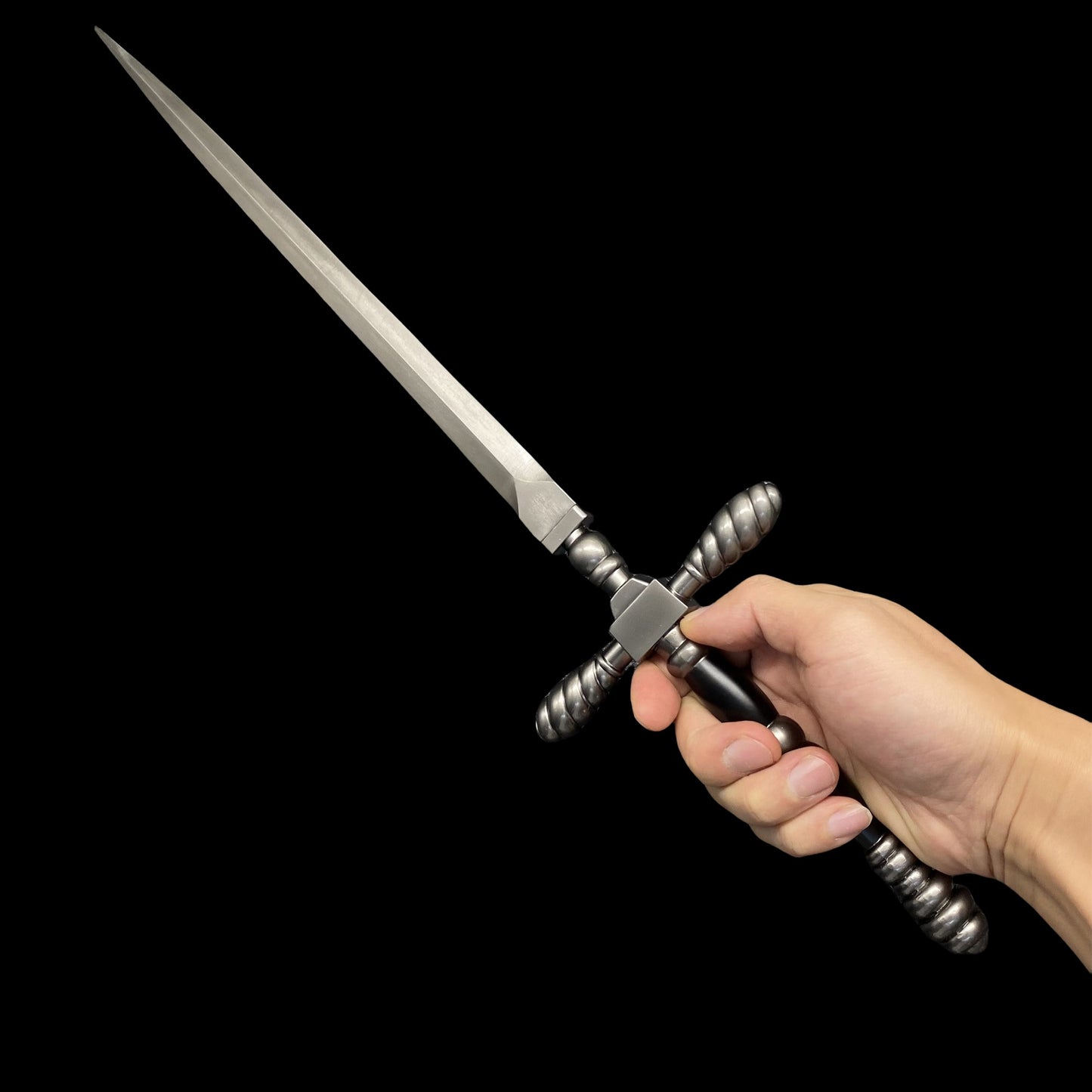 IRL 1:1 Scale Soul Game Classical Dagger Metal Craft Pre-order Ship At Oct 1st