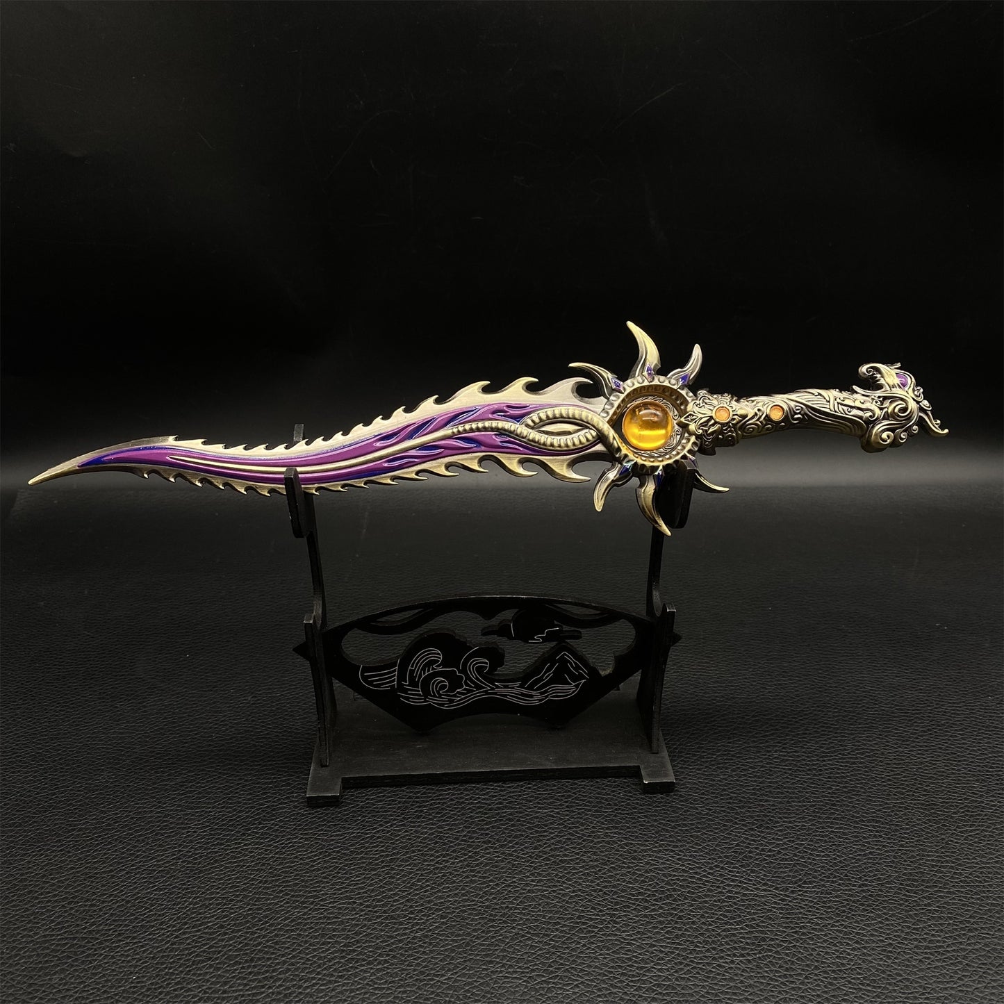 NB Game Peripherals Eternal Eternity Fang of Manticore Metal Prop