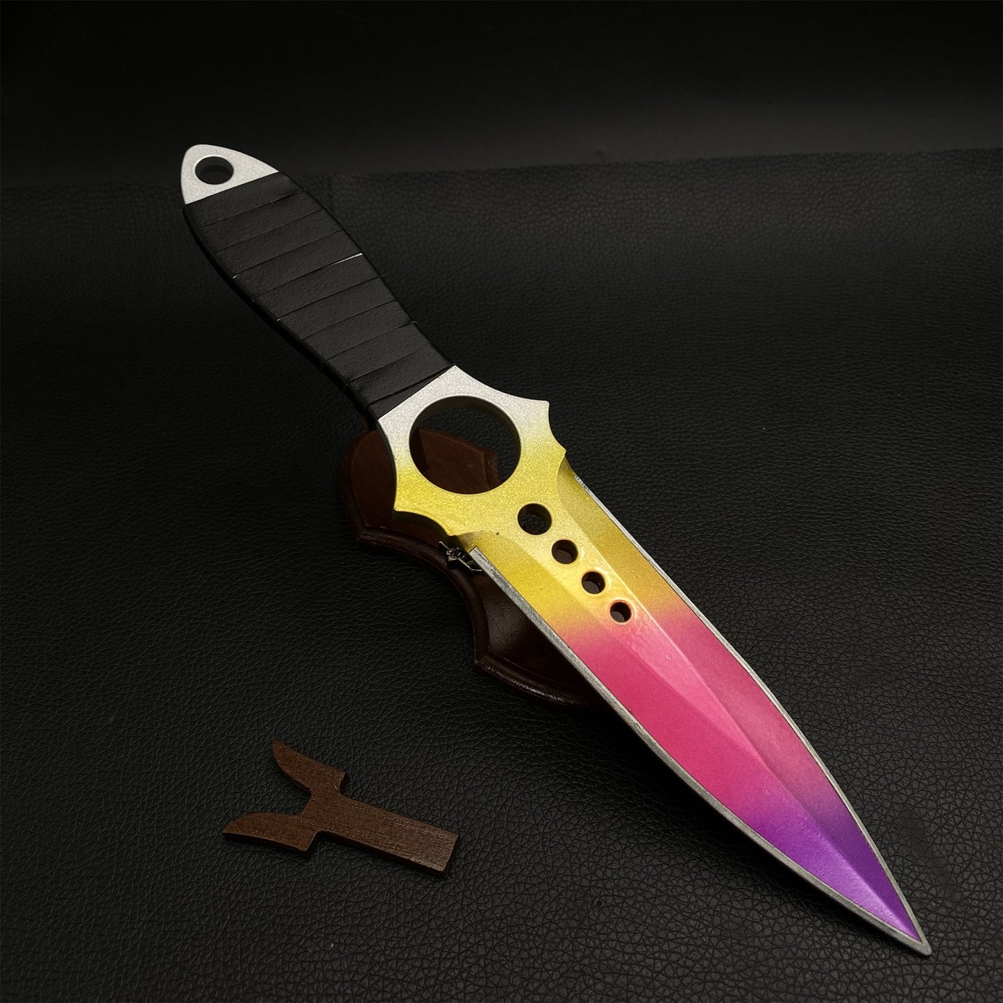 GO Game Skeleton Knife Props Metal Replica