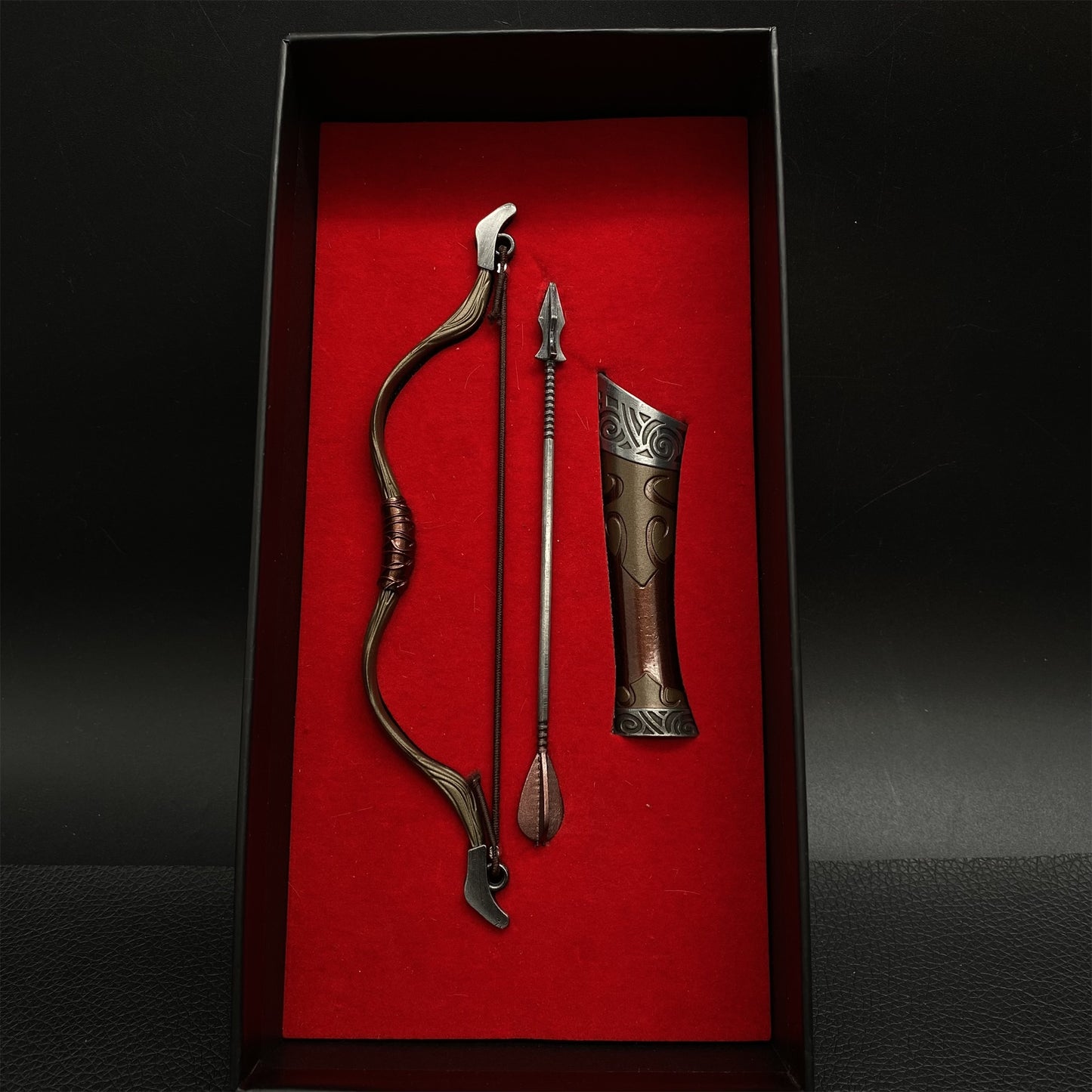 Skyrim Steel Hunting Bow Metal Replica 1:6 Metal Miniature