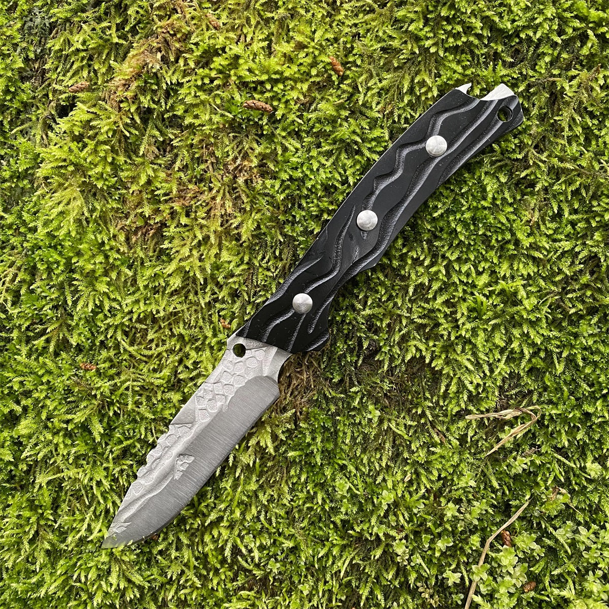 Black Meteorite Handle Steel Pattern Knife