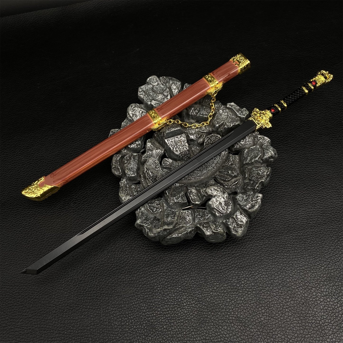 Chinese Tang Dynasty Hengdao 11.4'' Metal Replica