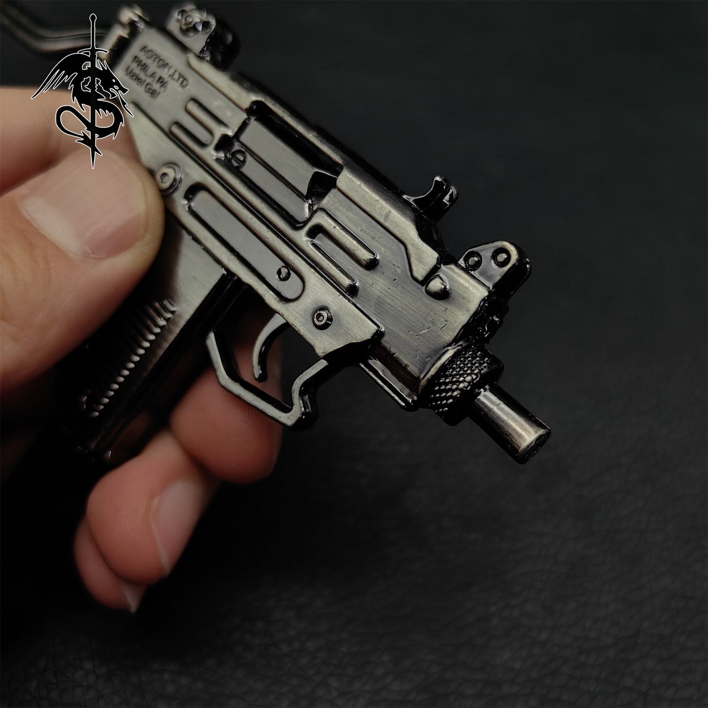 Metal UZI Submachine Gun Miniature Small Gun Toy Mini Replica