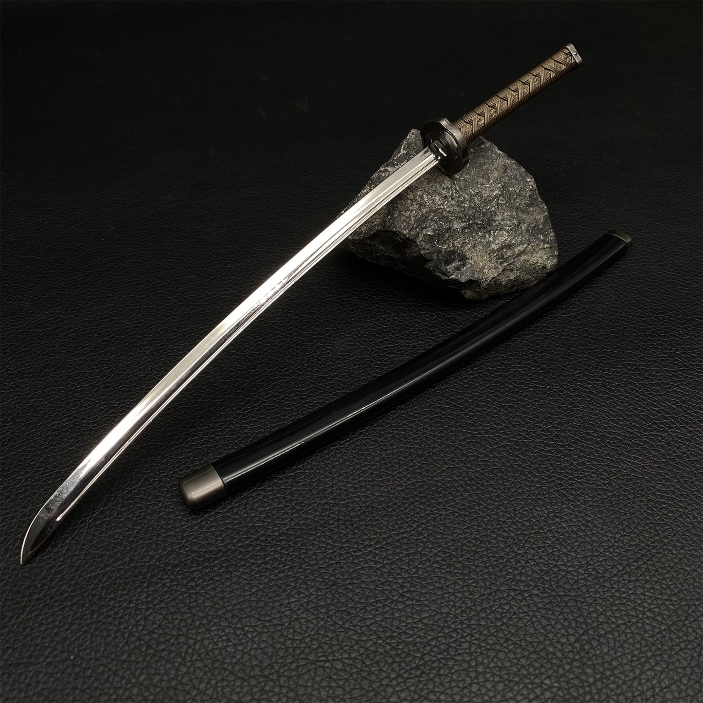 Uchigatana Katana Metal Miniature 26CM/10.2"