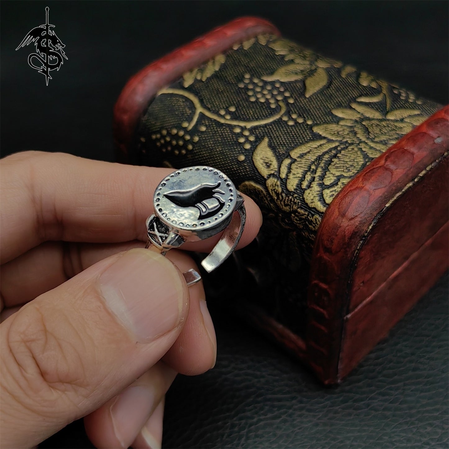 Hot Game Wolf Ring Alloy Open Ring Craft Replica