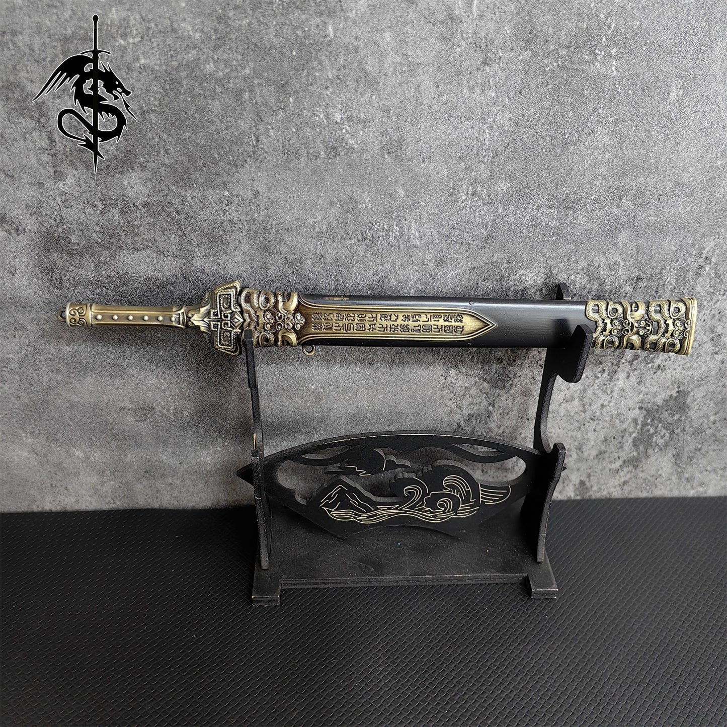 Metal Small XuanYuan Sword Replica Blunt Blade Figure Weapon