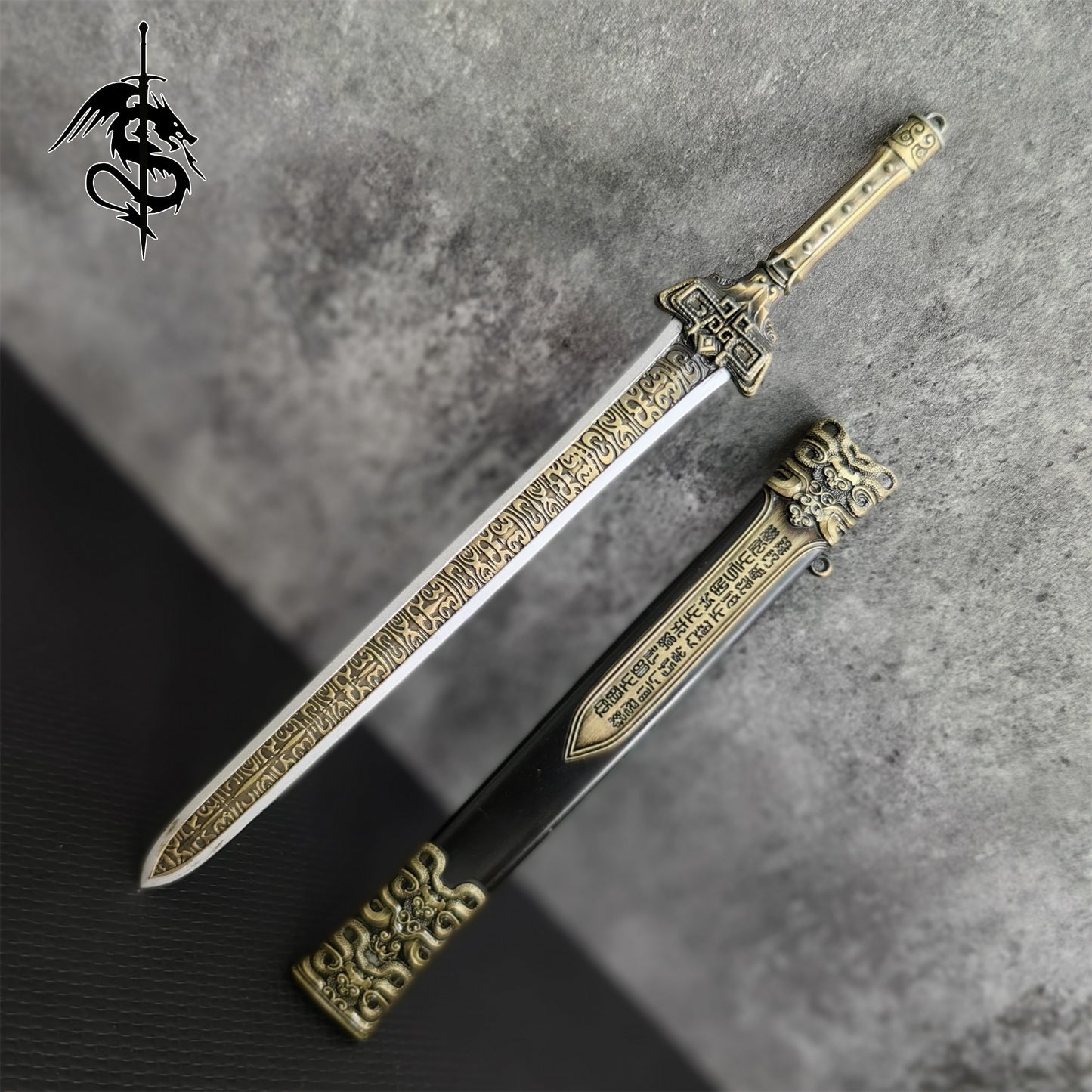 Metal Small XuanYuan Sword Replica Blunt Blade Figure Weapon
