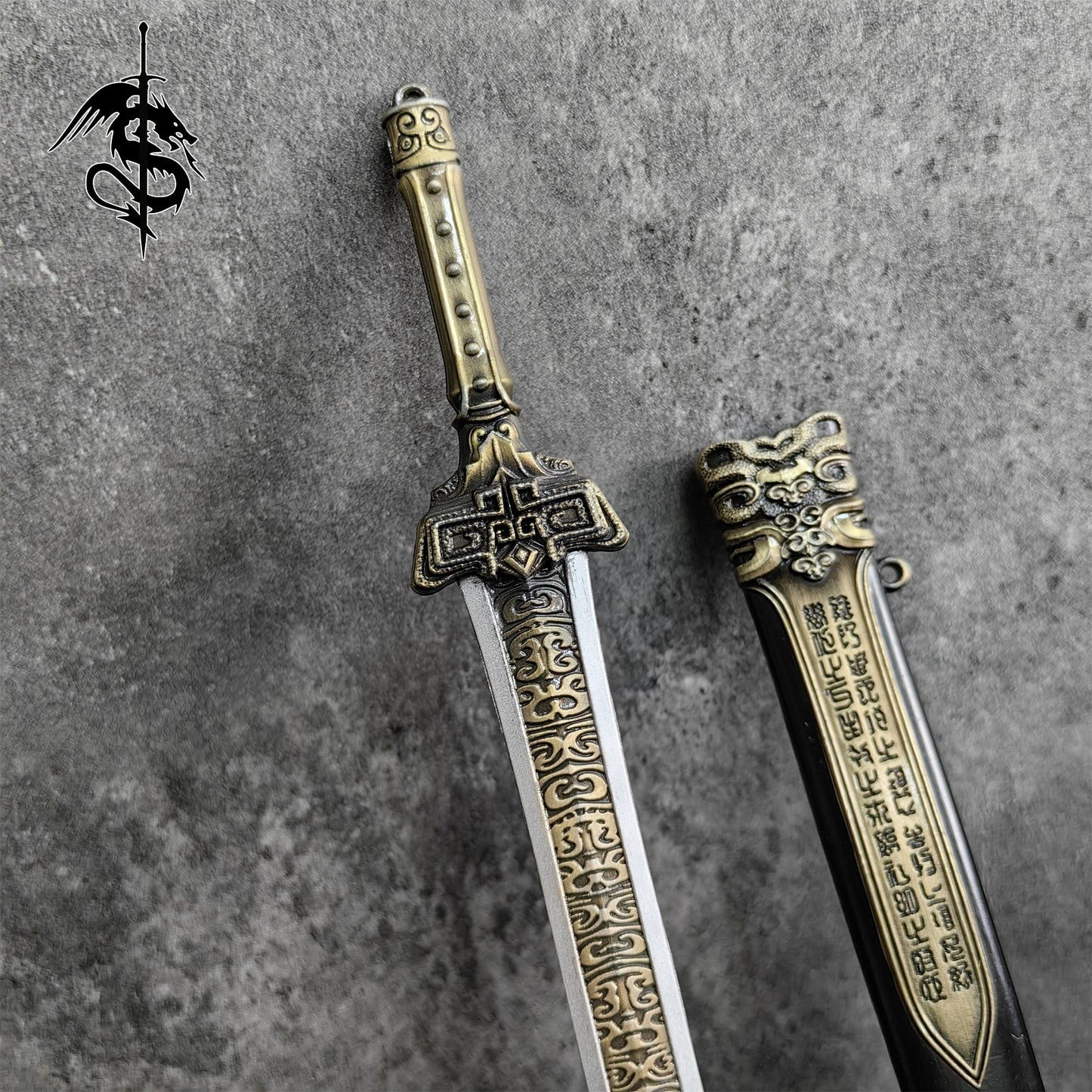 Metal Small XuanYuan Sword Replica Blunt Blade Figure Weapon