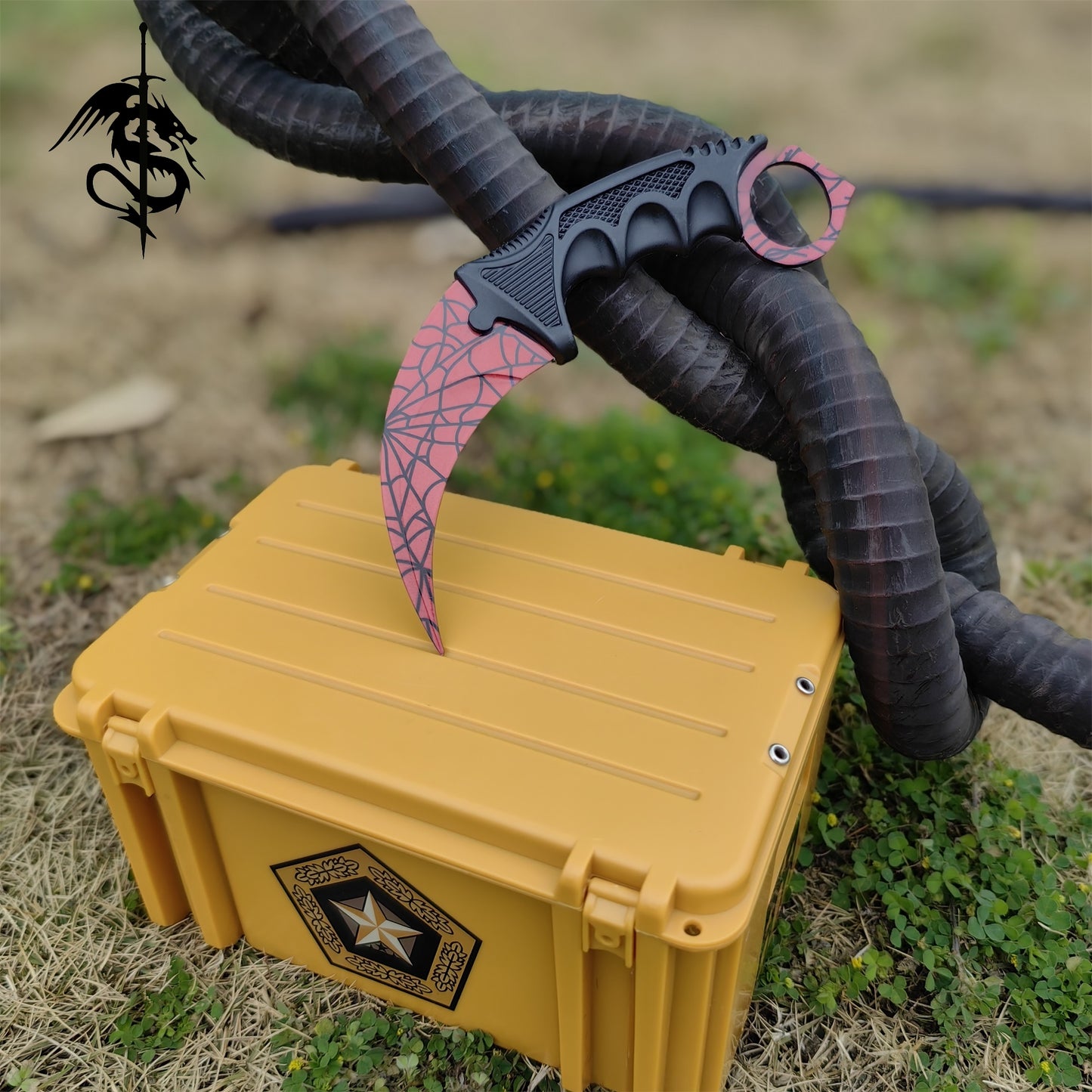 Gamma Case Skin Loot Box Crimson Web Melee Karambit Trainer Weapon Box