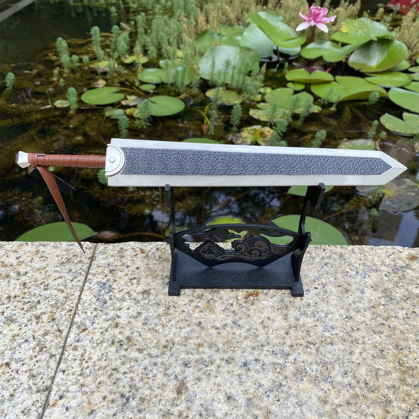 Guts Sword Replica Dragon Slayer Metal Miniature