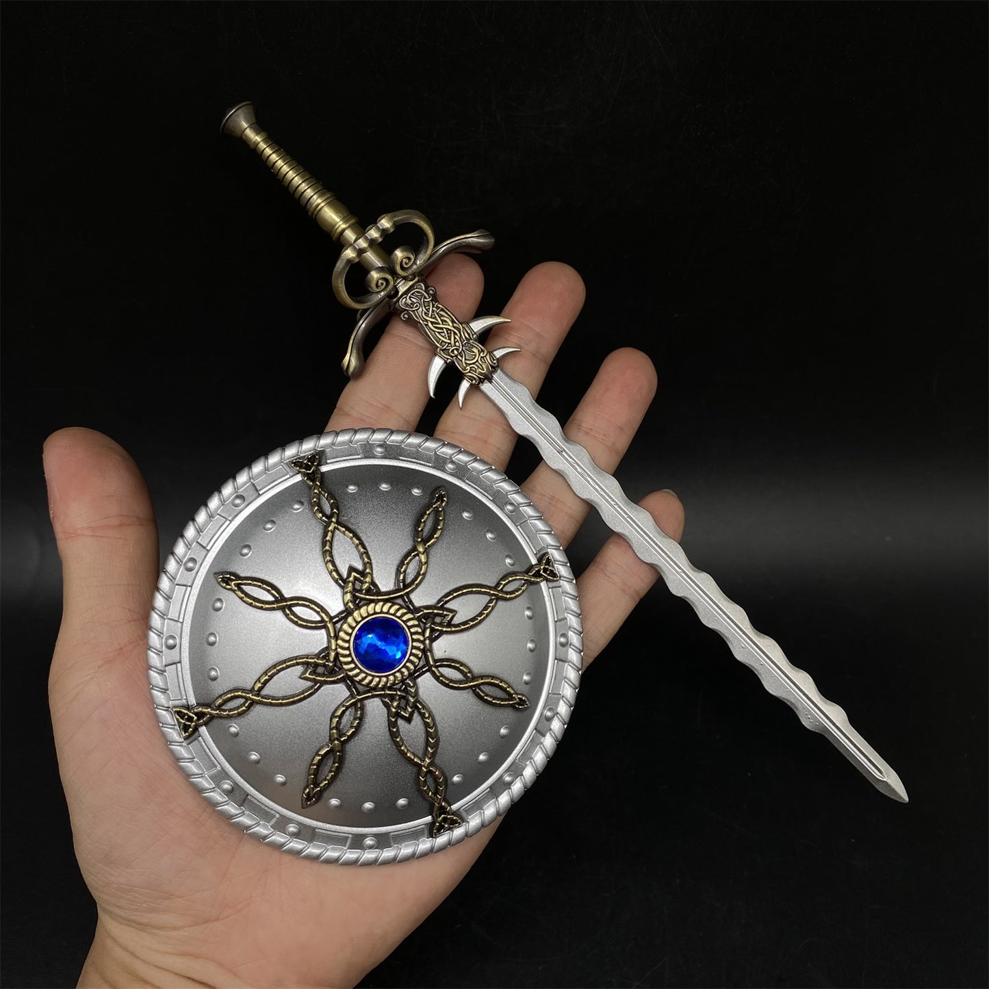 Middle Age Stormchaser Scutum Colossus Sword The Spear of Resurrection 3 in 1 Pack