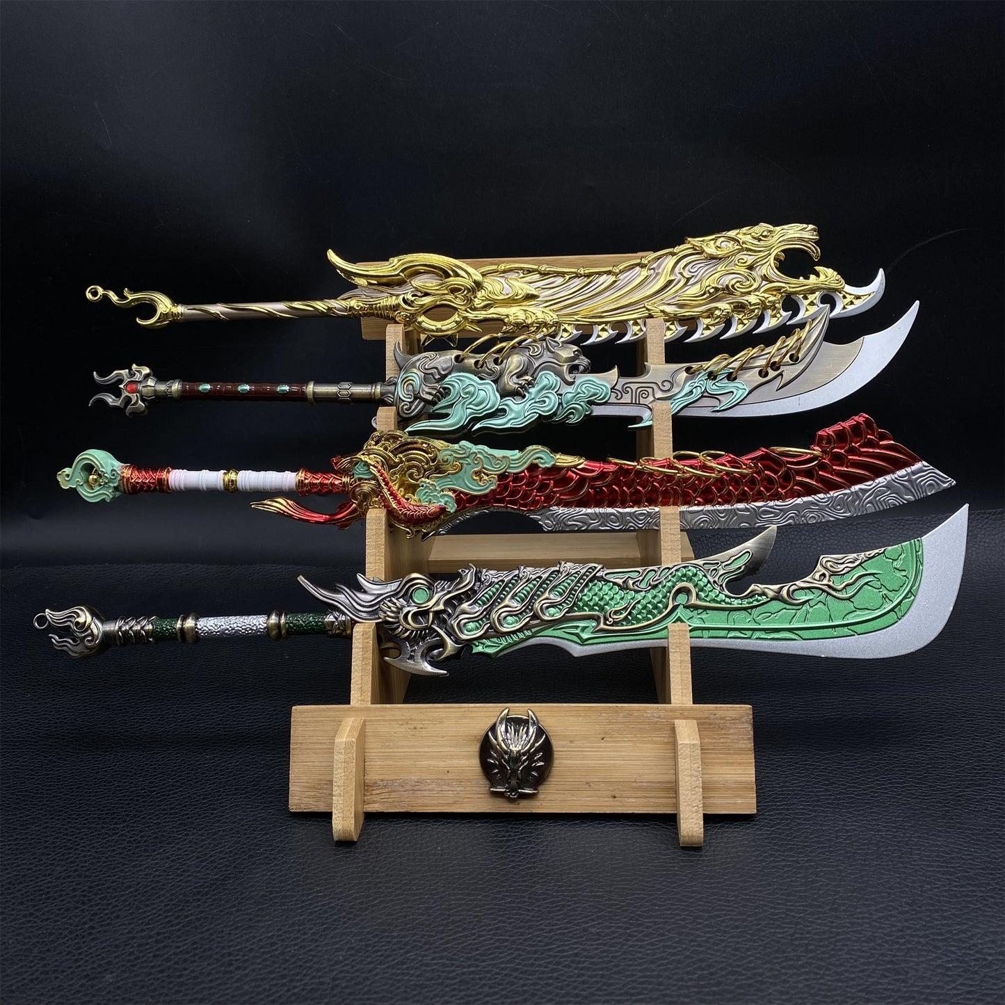 Eastern Mythical Beast Azura Dargon Golden Lion Broadsword Cool Greatsword Metal Arts