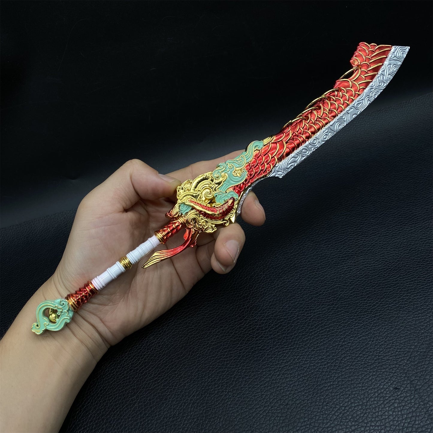 Eastern Mythical Beast Azura Dargon Golden Lion Broadsword Cool Greatsword Metal Arts