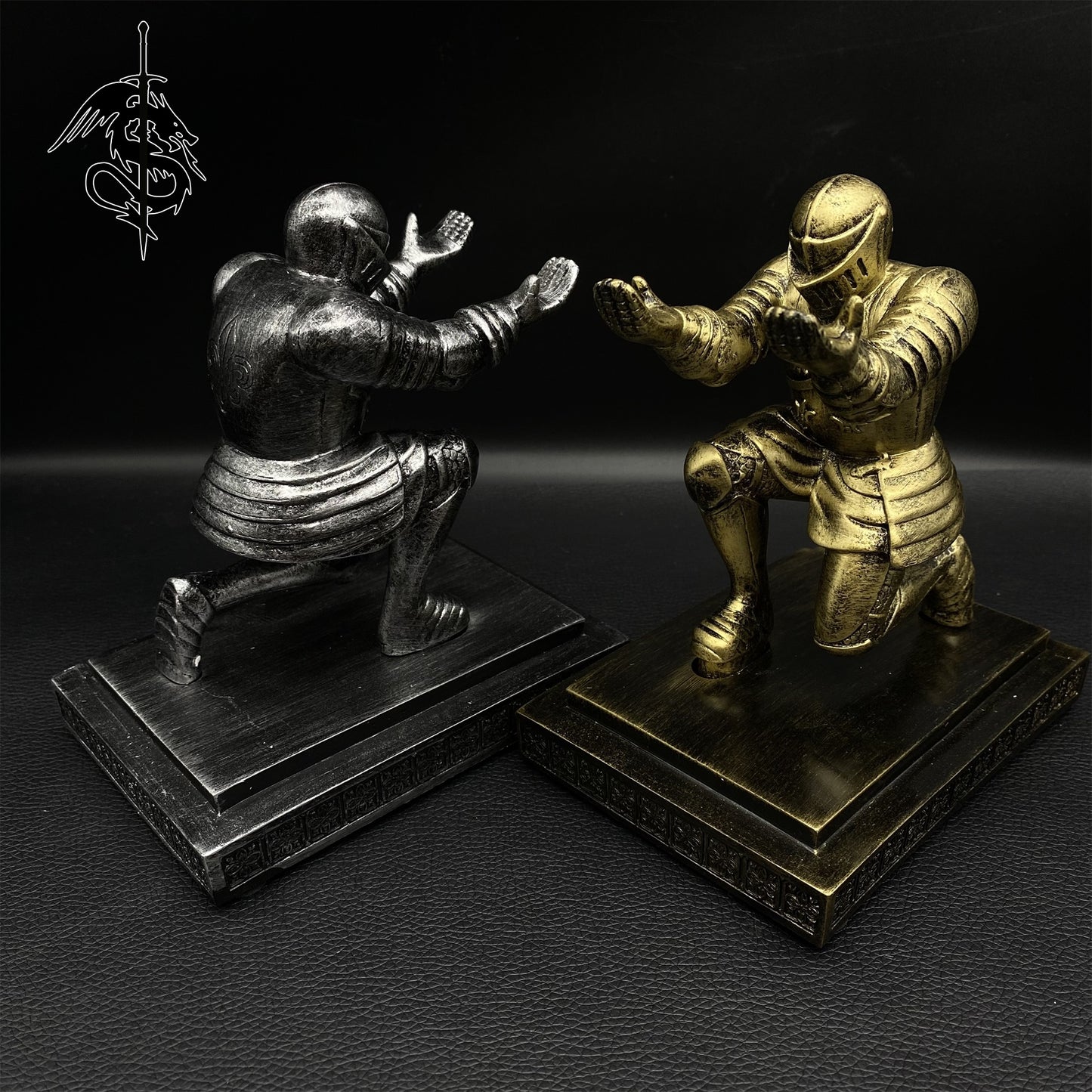 Middle Age Knight Display Stand Luxury Pen Display Holder