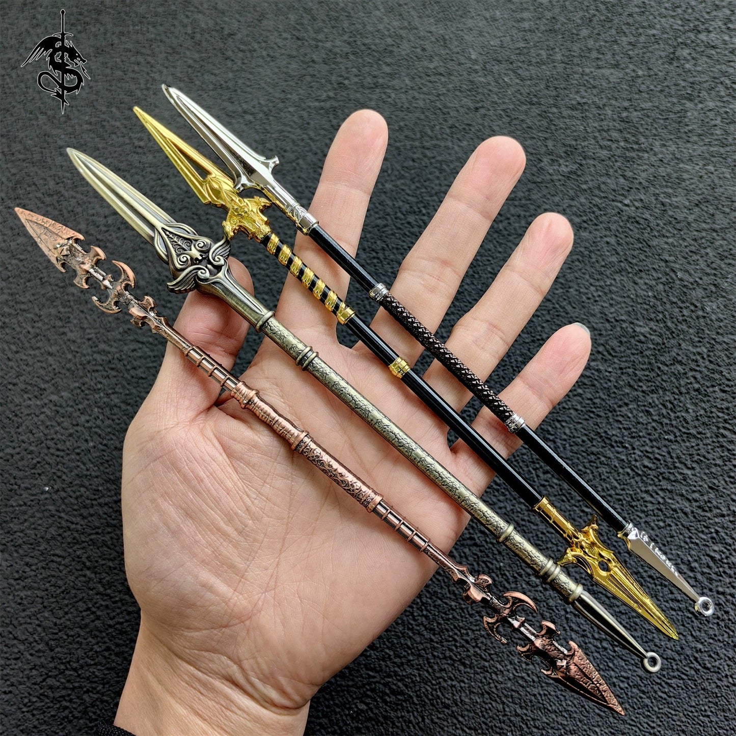 Hot Game Creed Middle Age Weapons 4 In 1 Gift Box