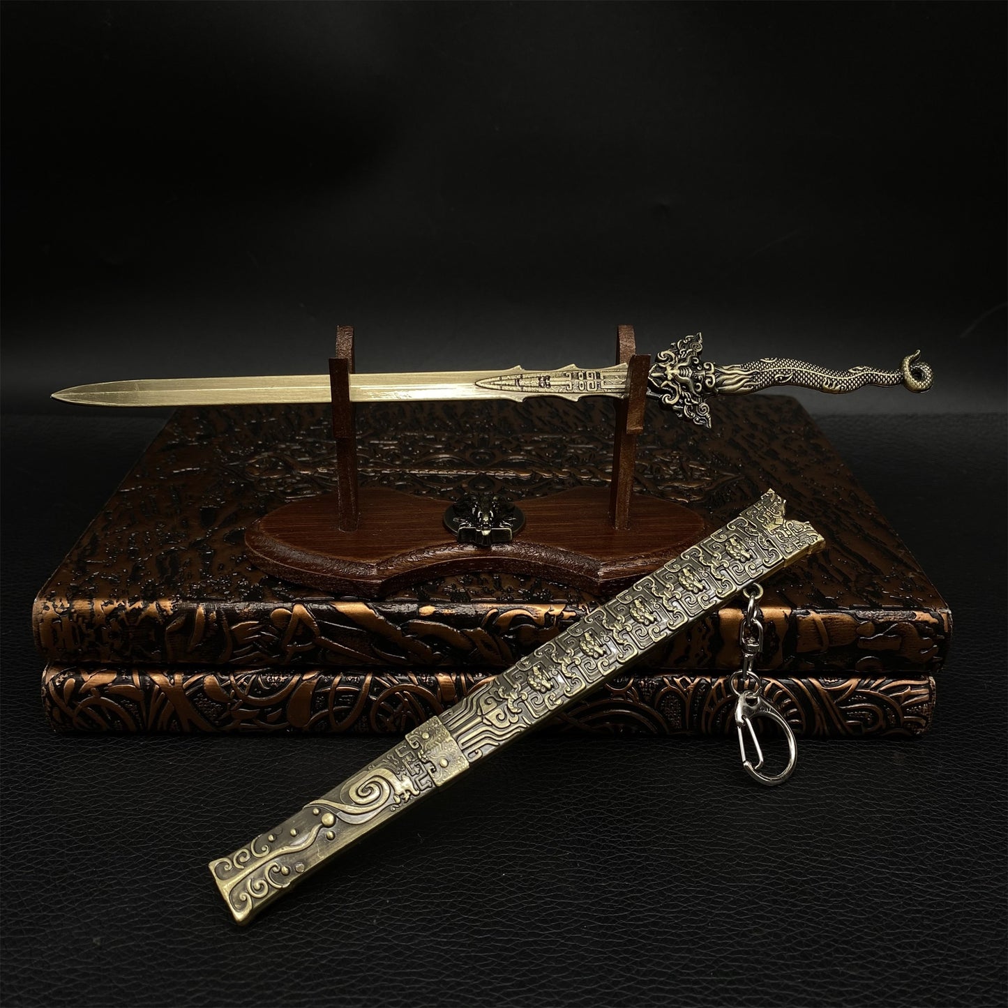 Investiture Of The Gods Peripheral Four Heavenly Kings MoLiQing Sword Metal Replica
