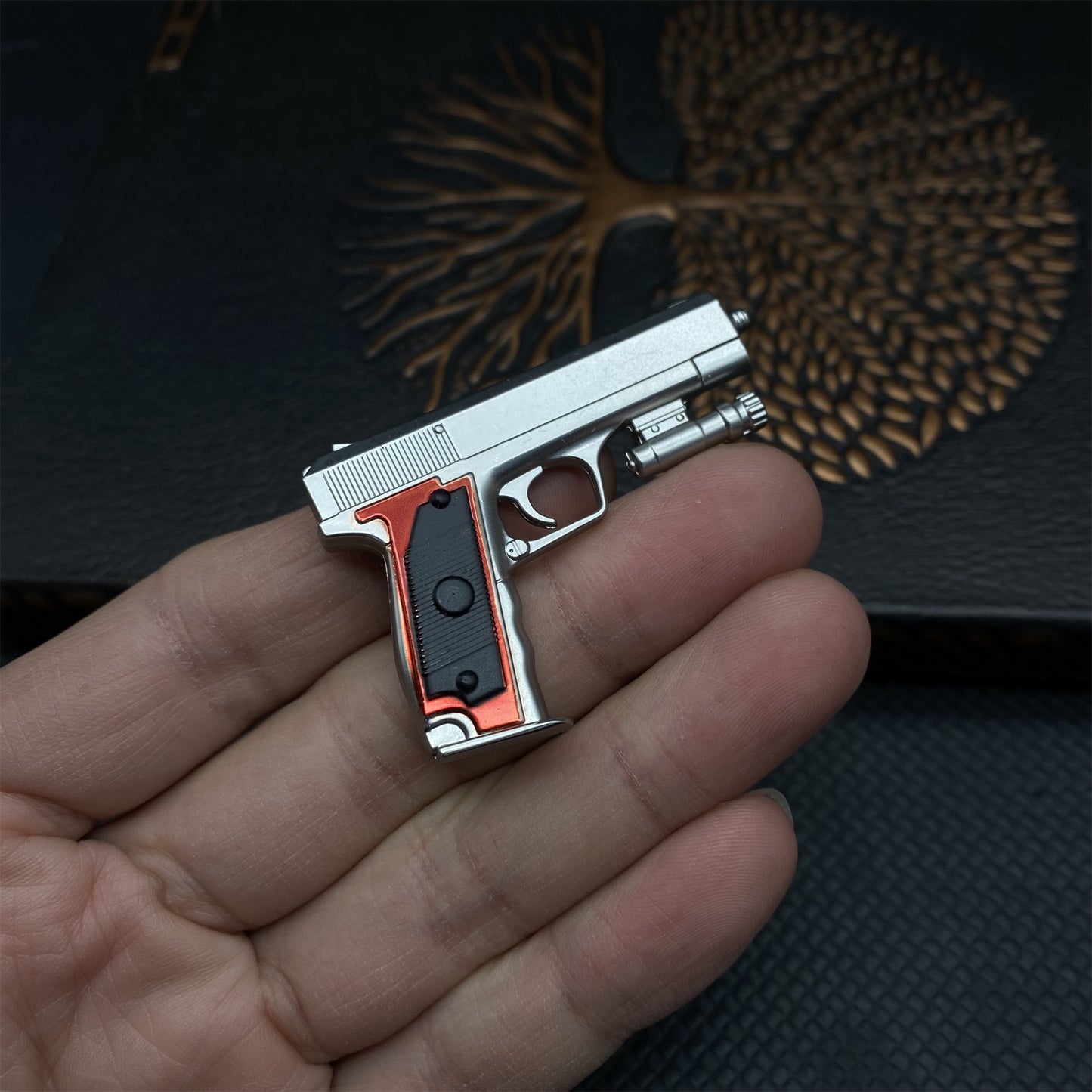 Re4 Weapon Case Leon S Kennedy Weapon Box Suitcase