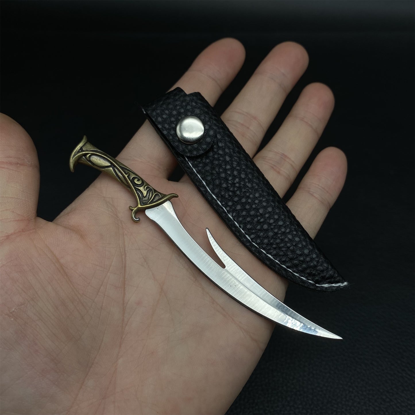 Dragon Teeth Steel Sharp EDC Tool Knife 2 Options