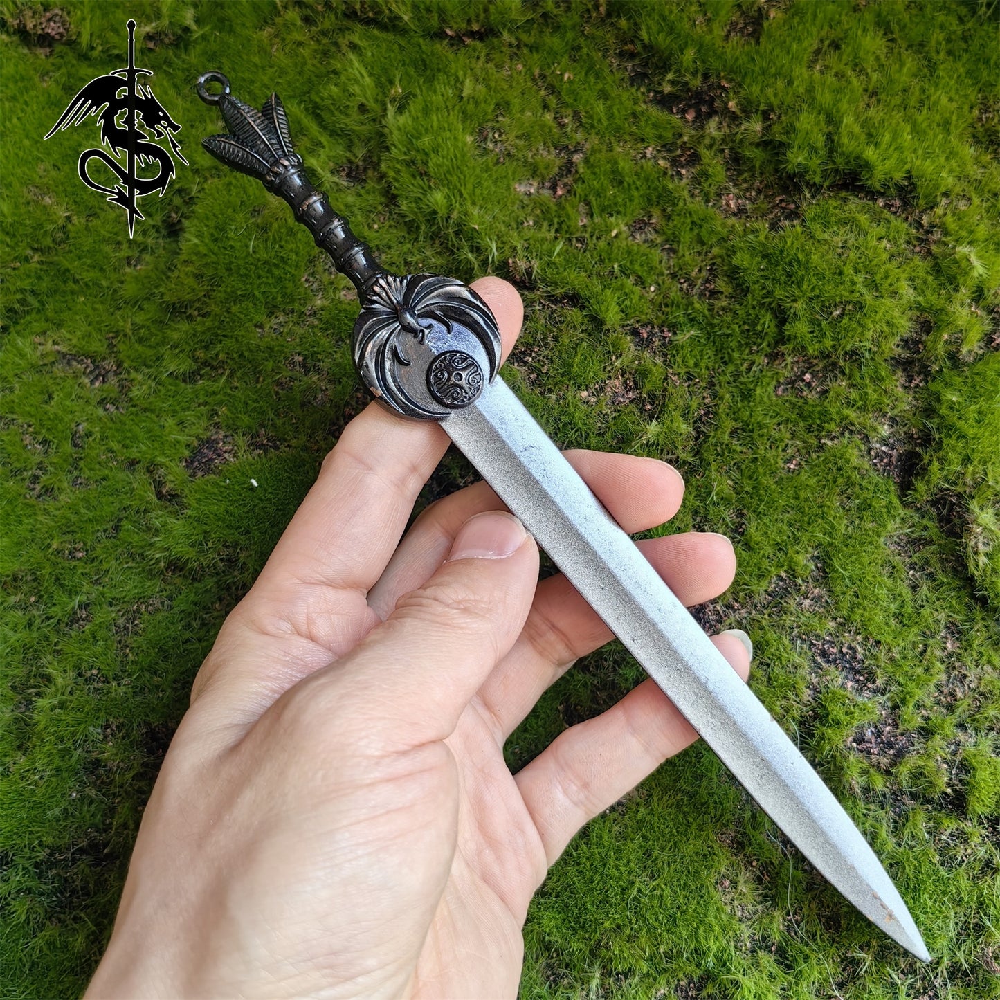 Ebony Dagger Mini Swords 9 In 1 Pack