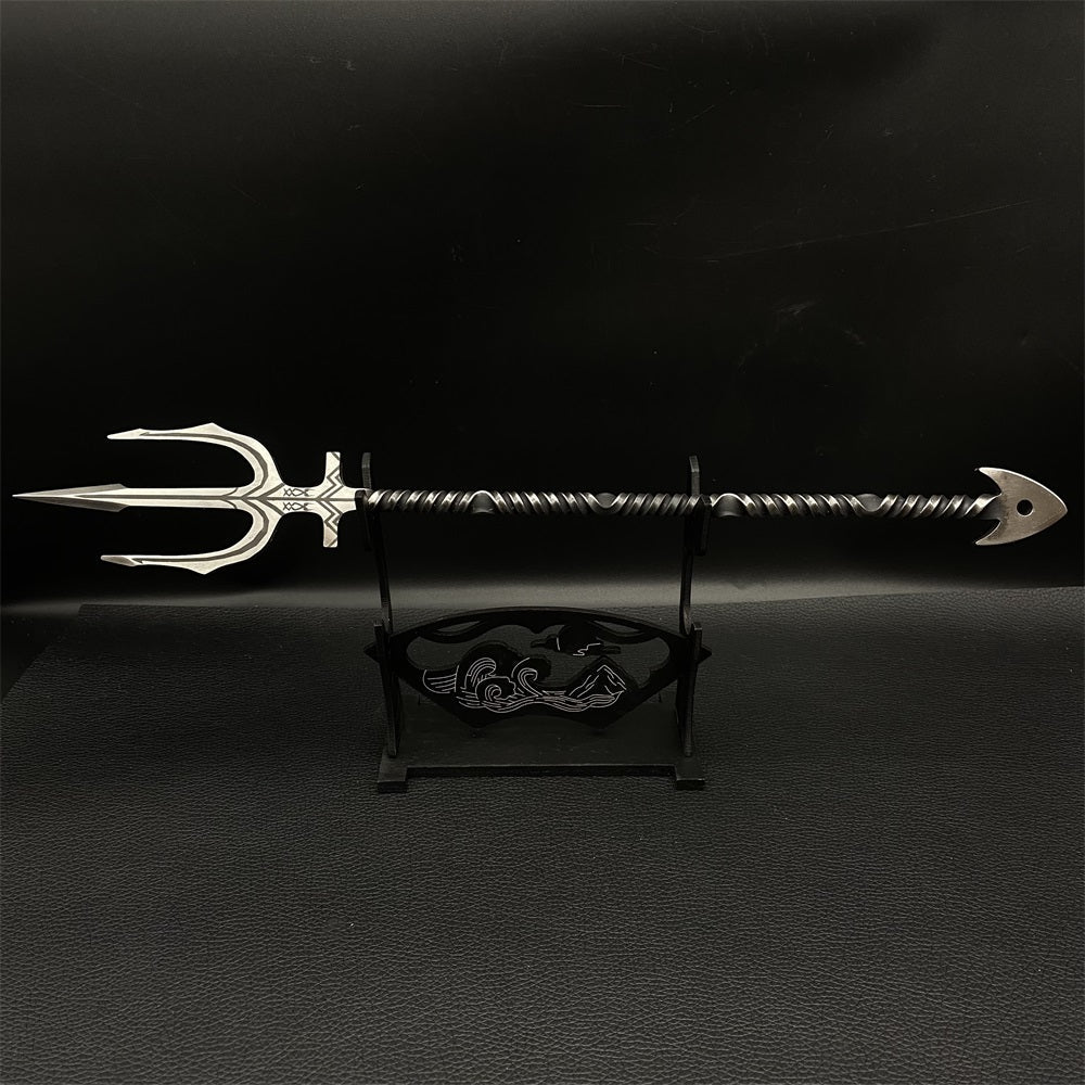 Hand-Forged Ebony War Axe Aquaman Atlantis Three-Pronged Spear