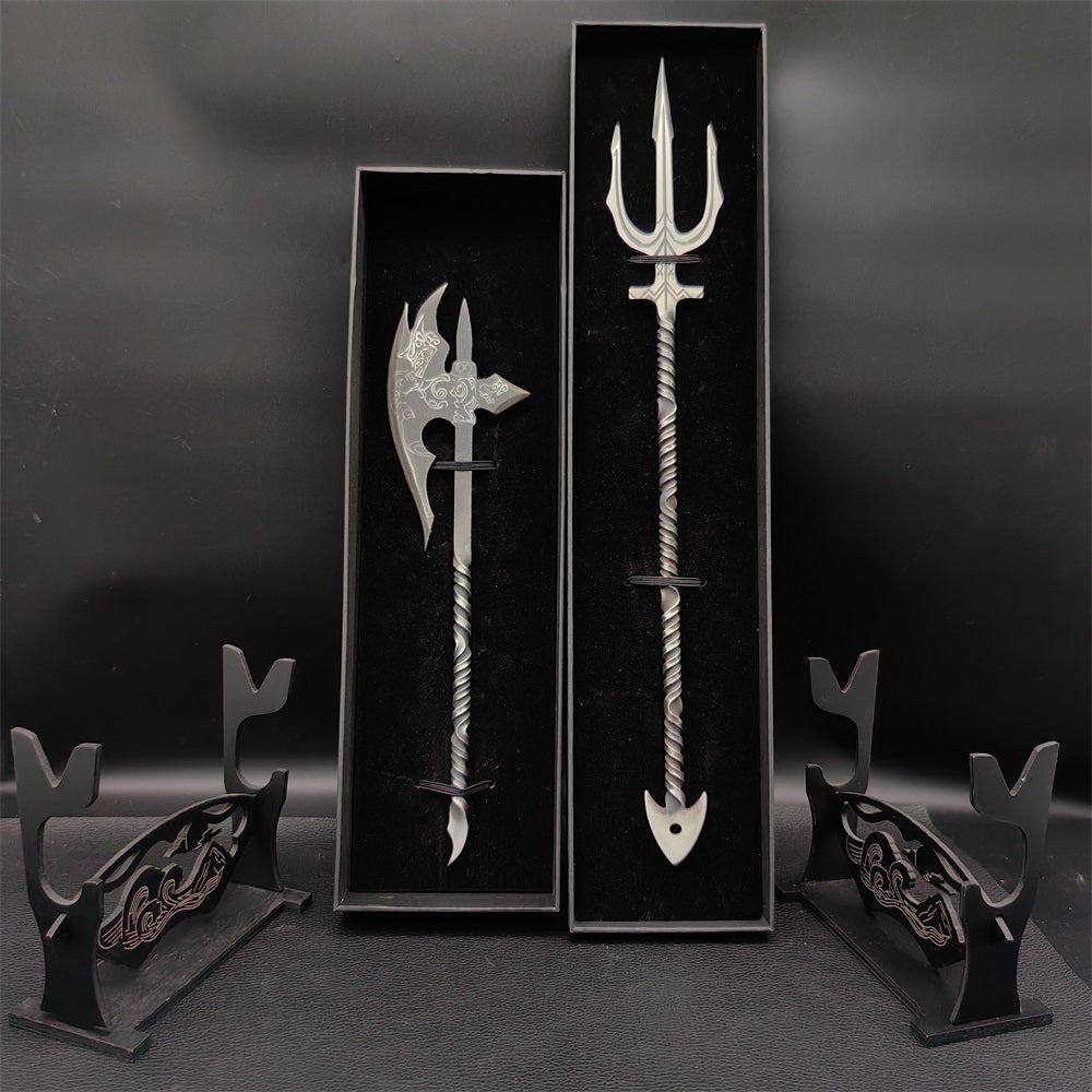 Hand-Forged Ebony War Axe Aquaman Atlantis Three-Pronged Spear