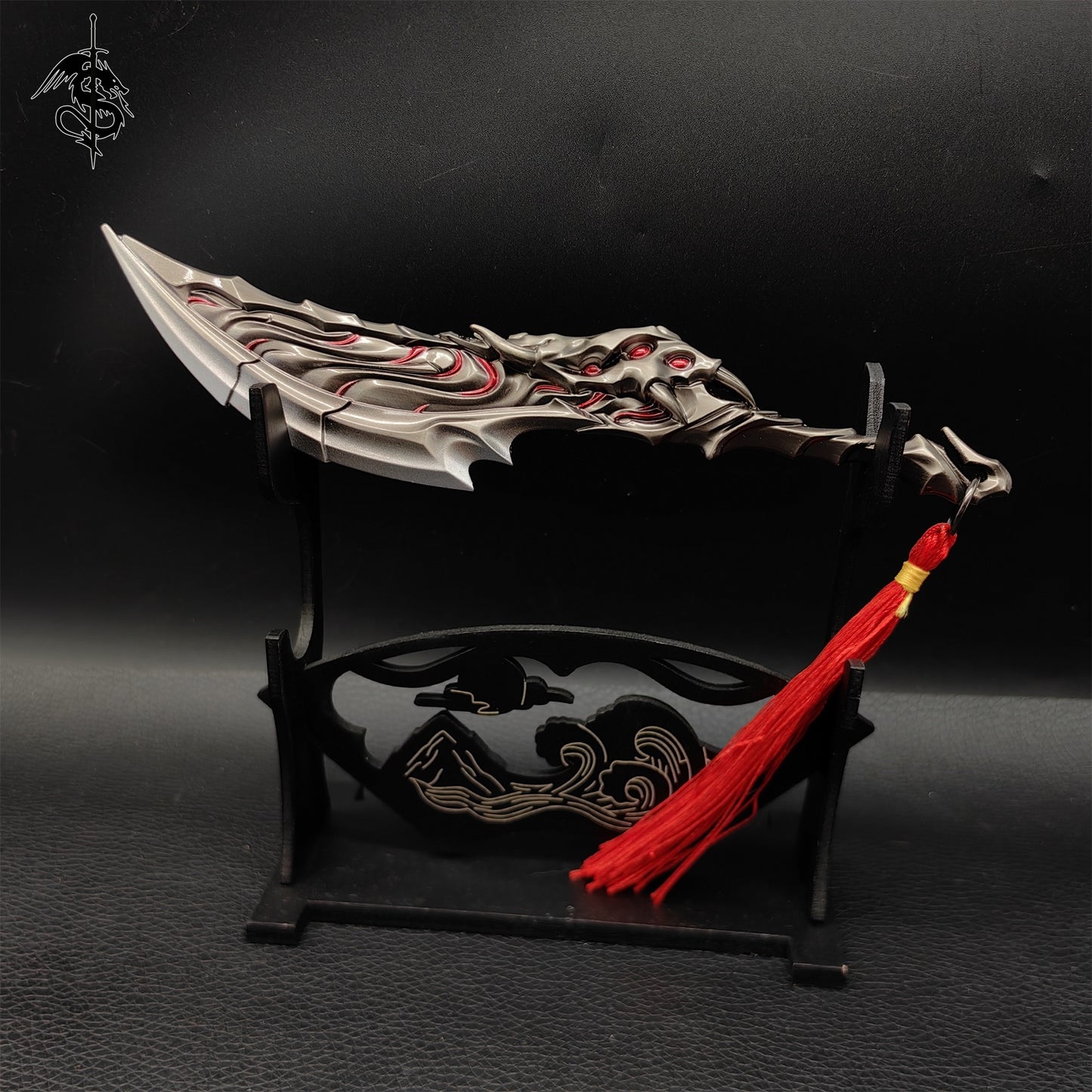 Metal Blades of Primordia Melee Sword
