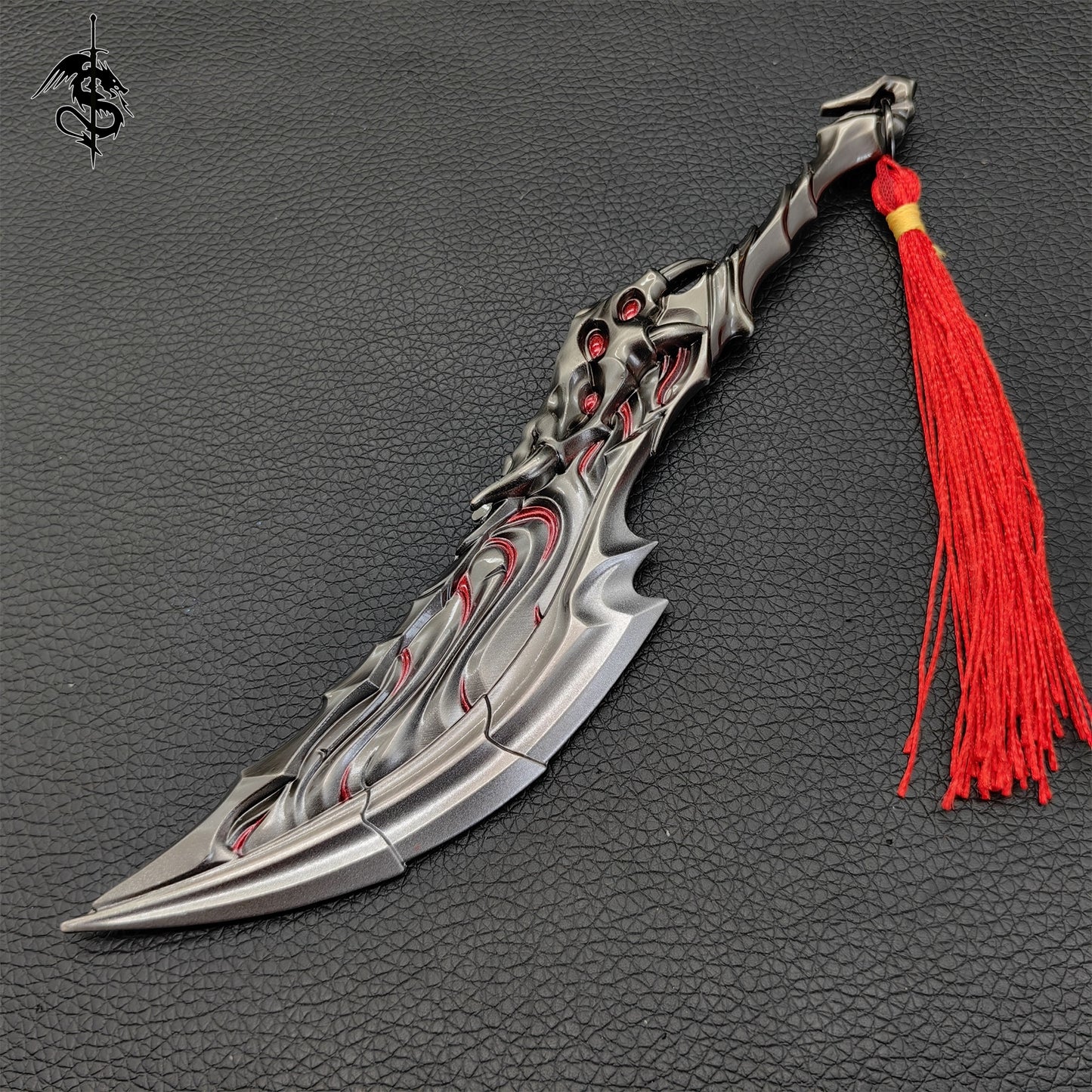 Metal Blades of Primordia Melee Sword