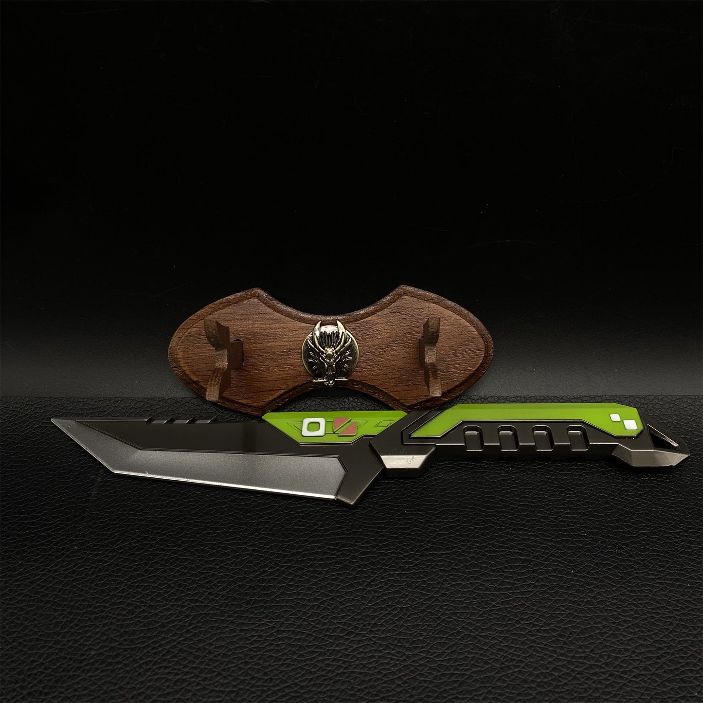 Metal Overlay Dagger Replica