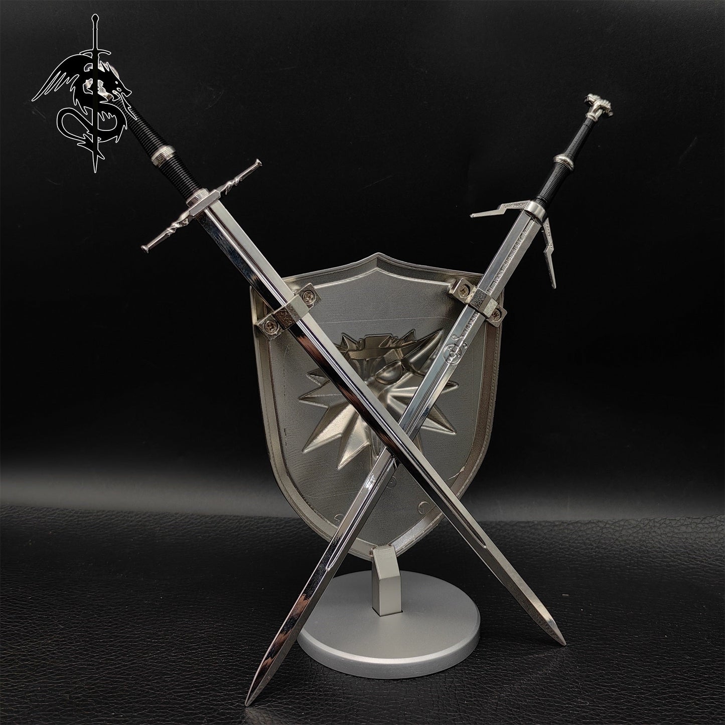 Geralt Wolf School Shield & 2 Swords USA Stock