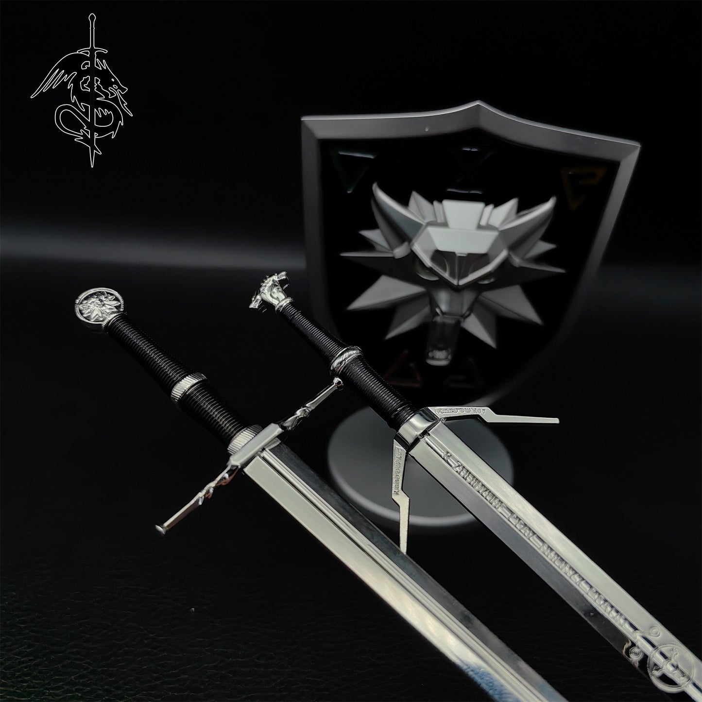 Geralt Wolf School Shield & 2 Swords USA Stock