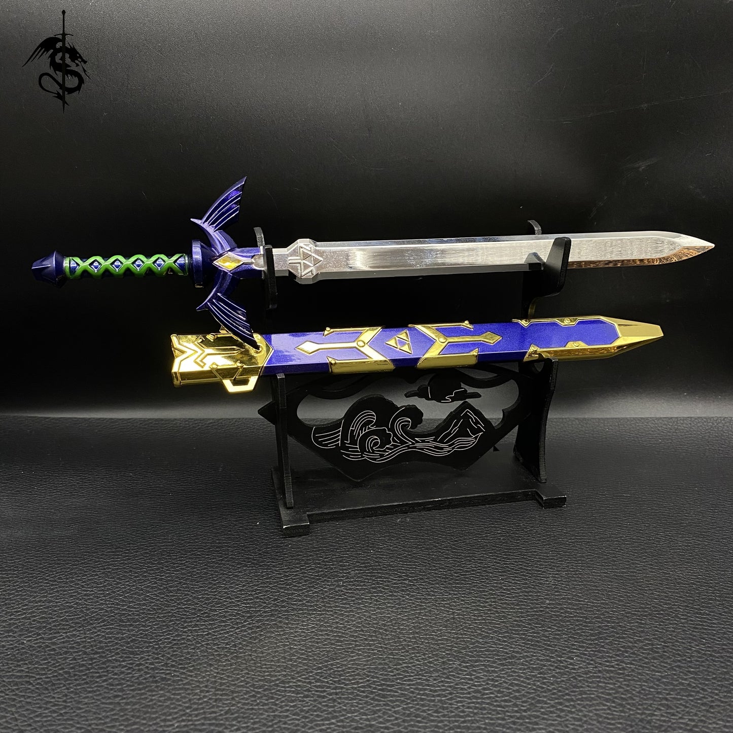 Hylian Shield Alloy 11''Link Master Sword Miniature 2 In 1 Pack