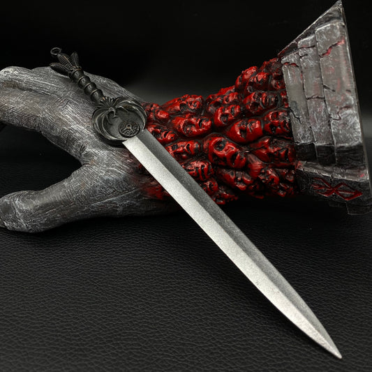 Enrich Your Lore with the Nightingale Blade: A Miniature Replica