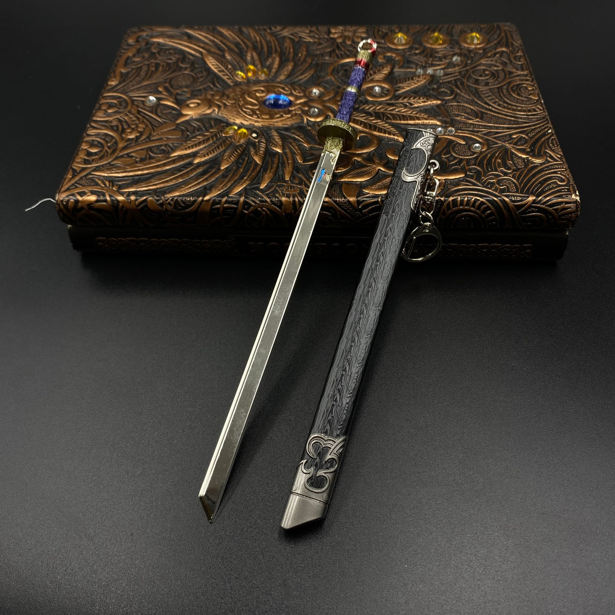 Cang Yu Tu Meng Chuan Demon Slayer Sword Alloy Replica Chinese Fantasy Anime Weapon Replica with Scabbard Non-sharp Desktop Collectible Ornament Gift