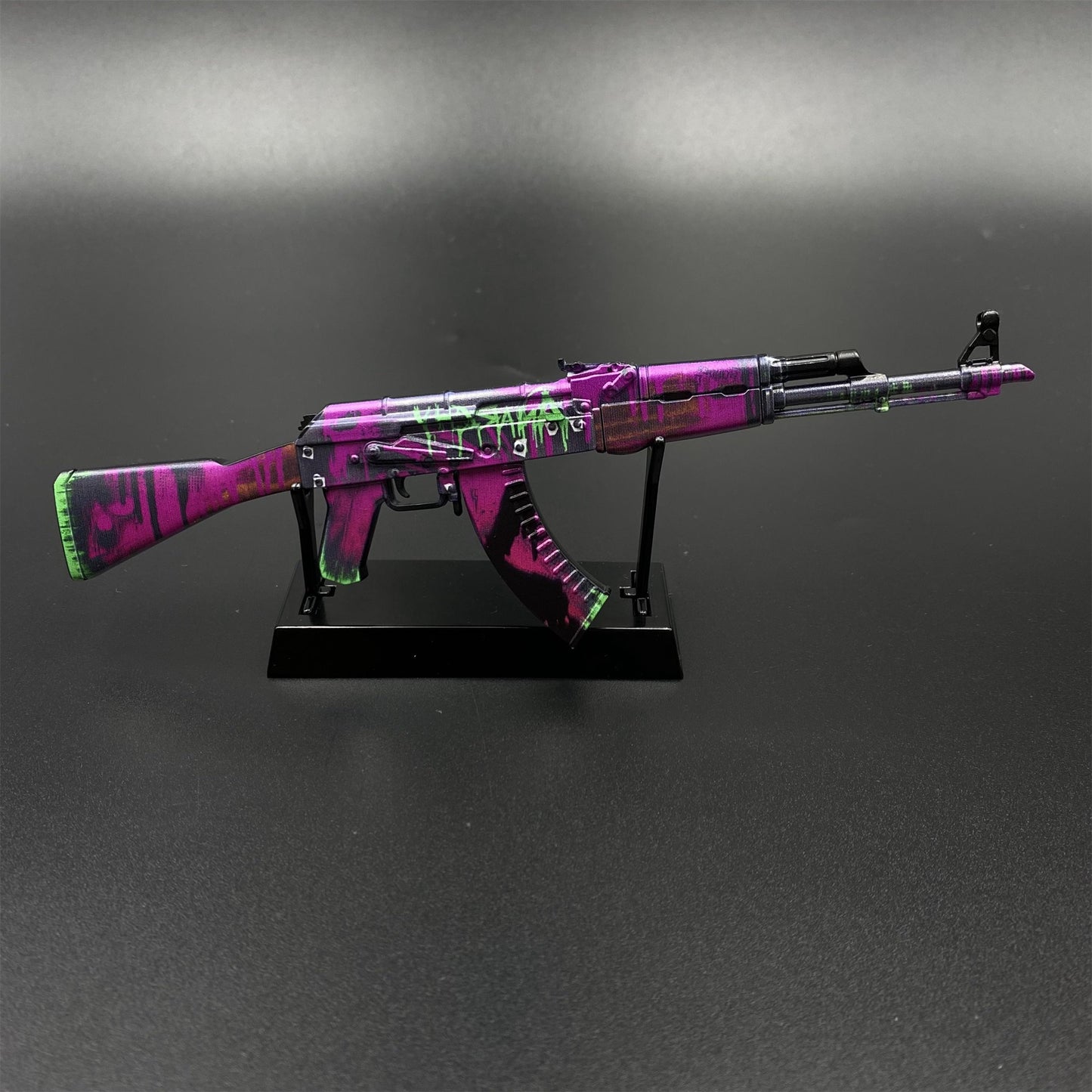Hot Game CS2 Tiny Gun AK47 Neon Revolution Metal Replica Game Prop Collectible