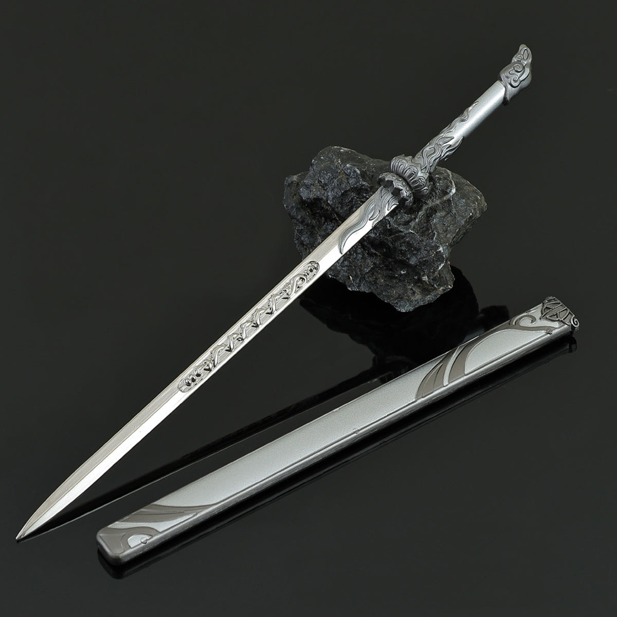 Longxiang Sword Alloy Collectible Replica, Decorative Fantasy Sword with Sheath
