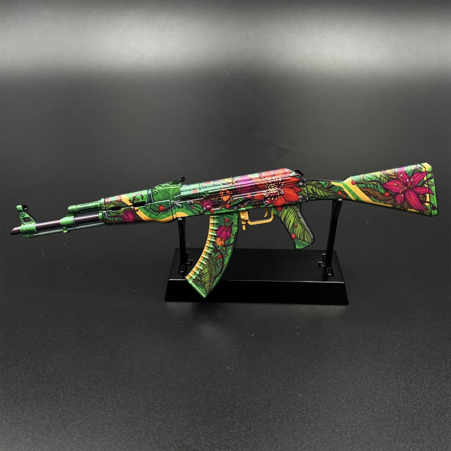 Hot Game CS2 Wild Lotus Skin AK-47 Miniature Tiny Gun Metal Replica Game Prop Collectible