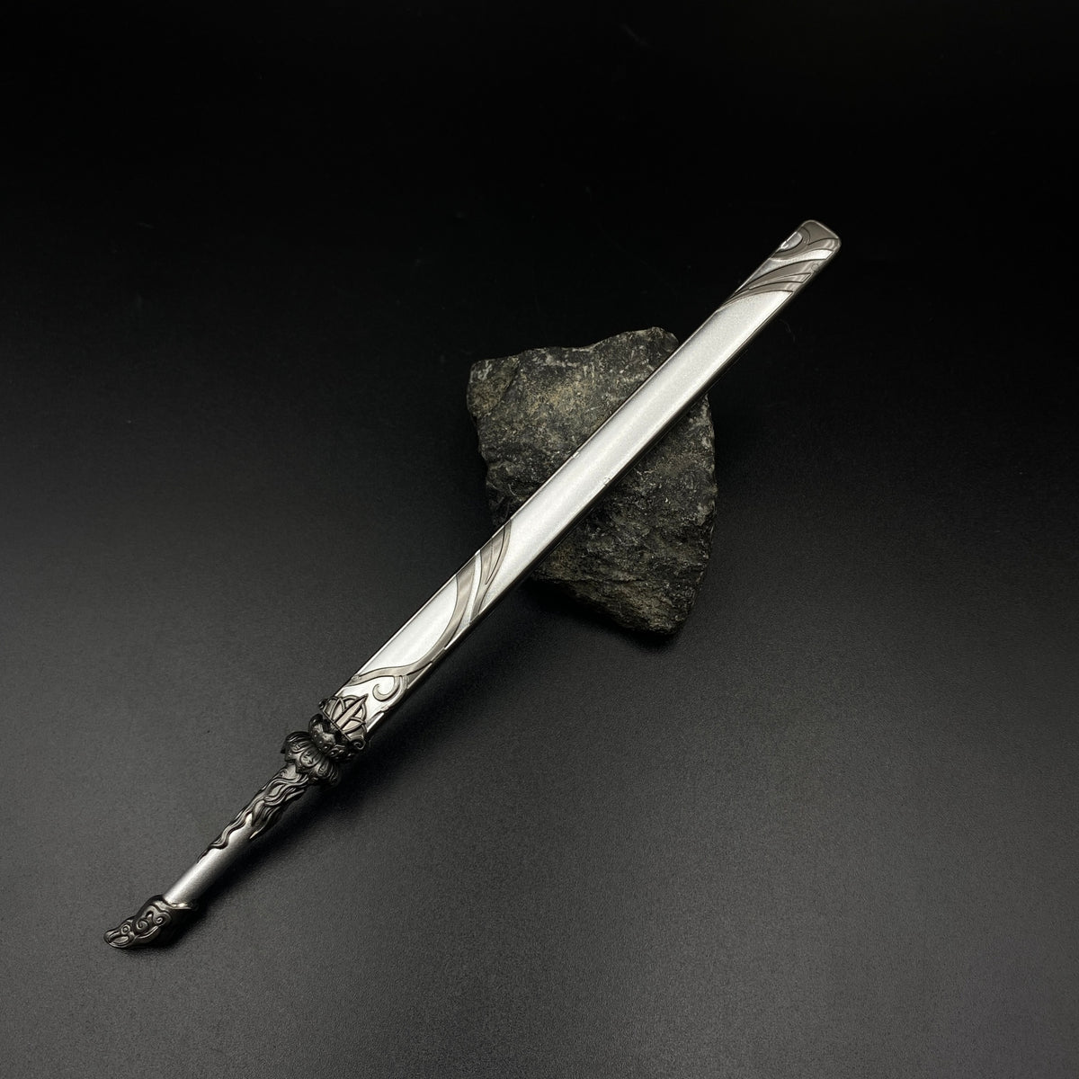 Longxiang Sword Alloy Collectible Replica, Decorative Fantasy Sword with Sheath
