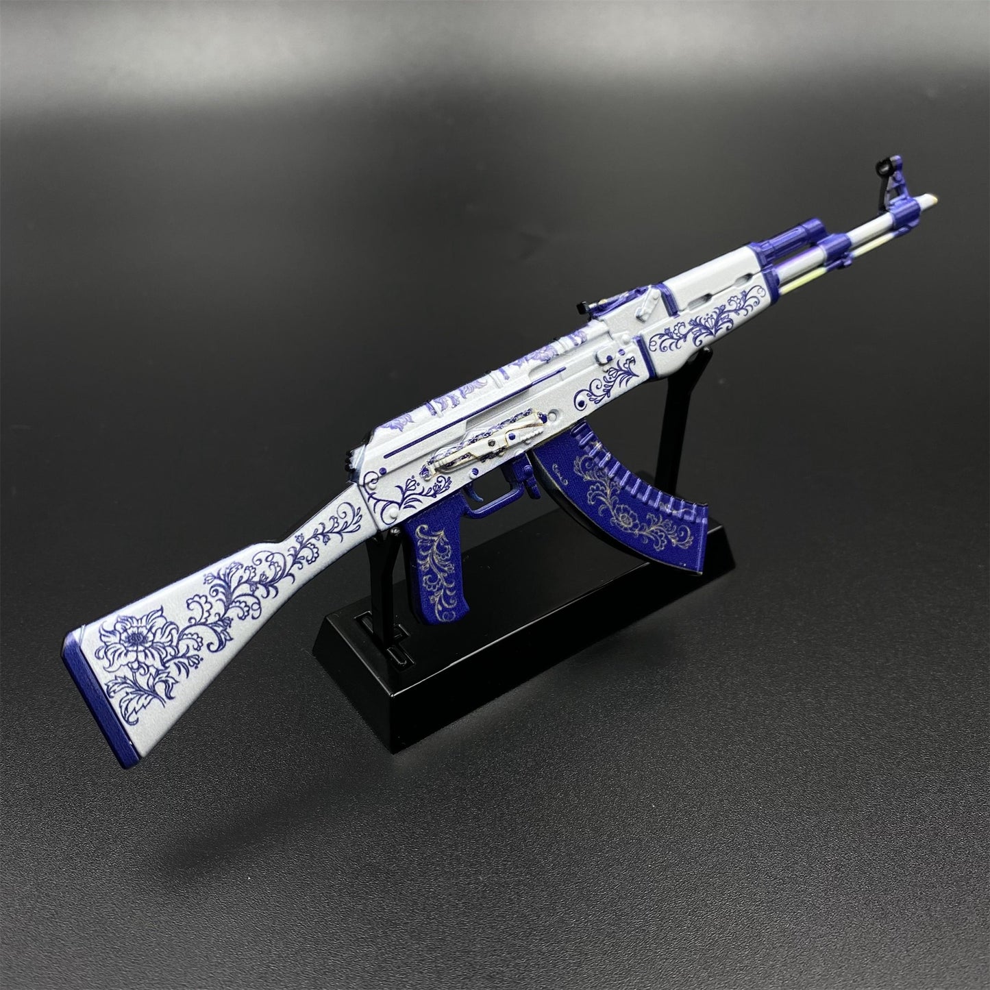 Hot Game CS2 Inheritance AK47 Metal Replica Game Prop Collectible