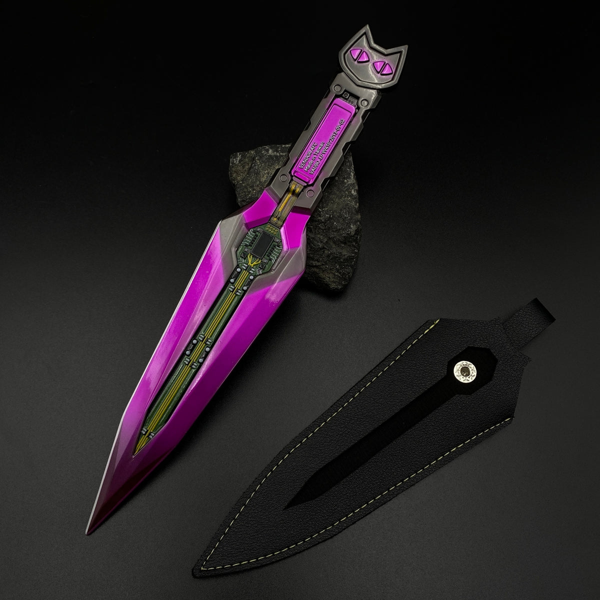 Delta Force Hackclaw Data Dagger Replica, Game Fan Collection Display Prop
