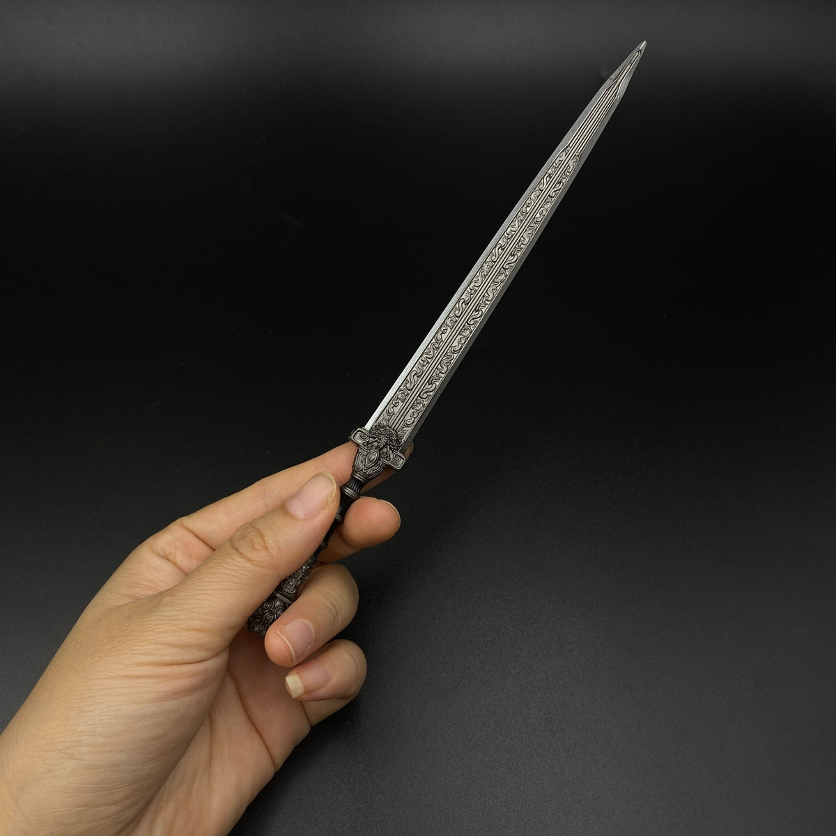 Cang Yuantu Yan Jin Moye Sword Alloy Replica Anime Weapon Prop Collectible Display Prop