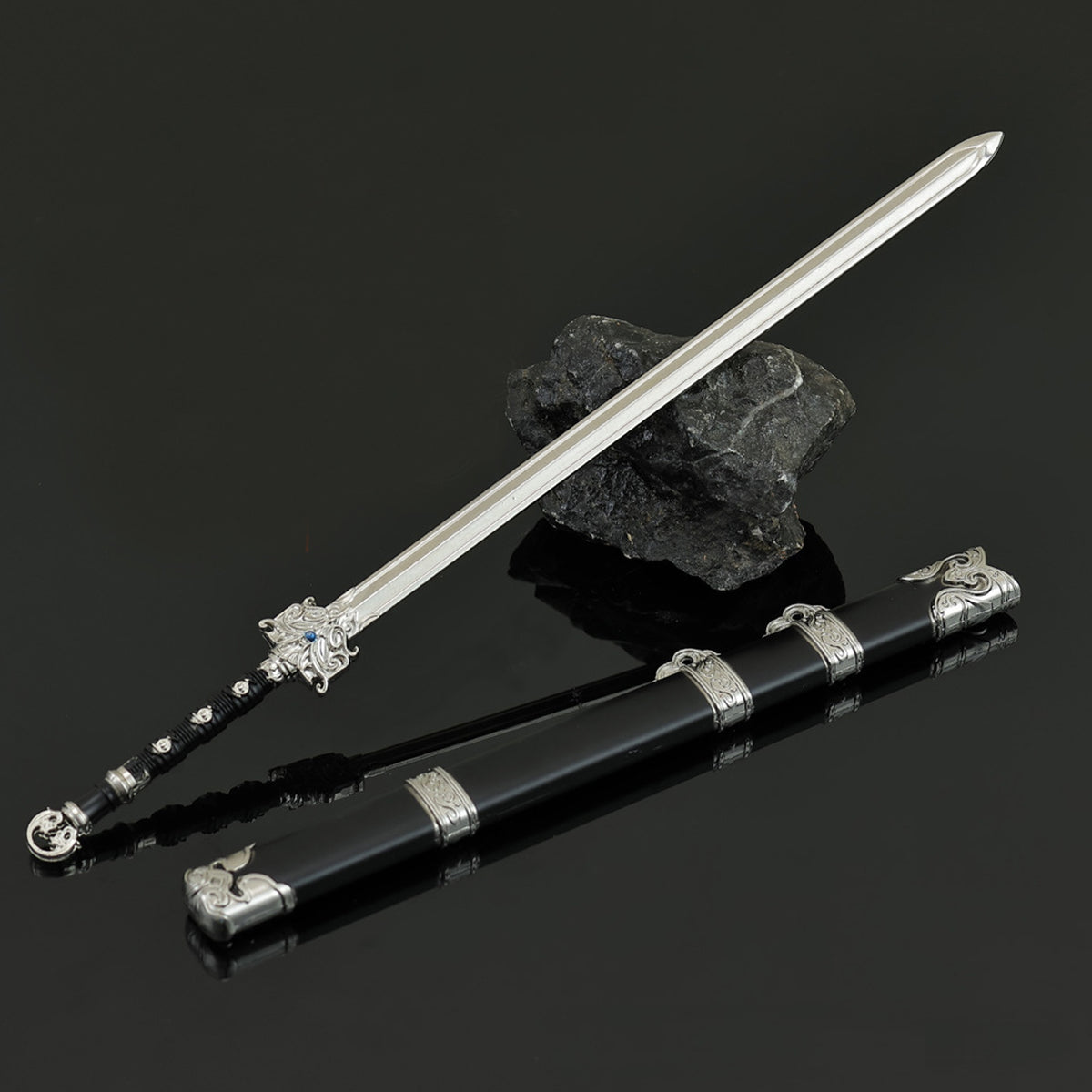 Chinese Wuxia Sword Replica Yu Lin Ling Sword from Sword of Coming Mini Wuxia Metal Sword Collectible